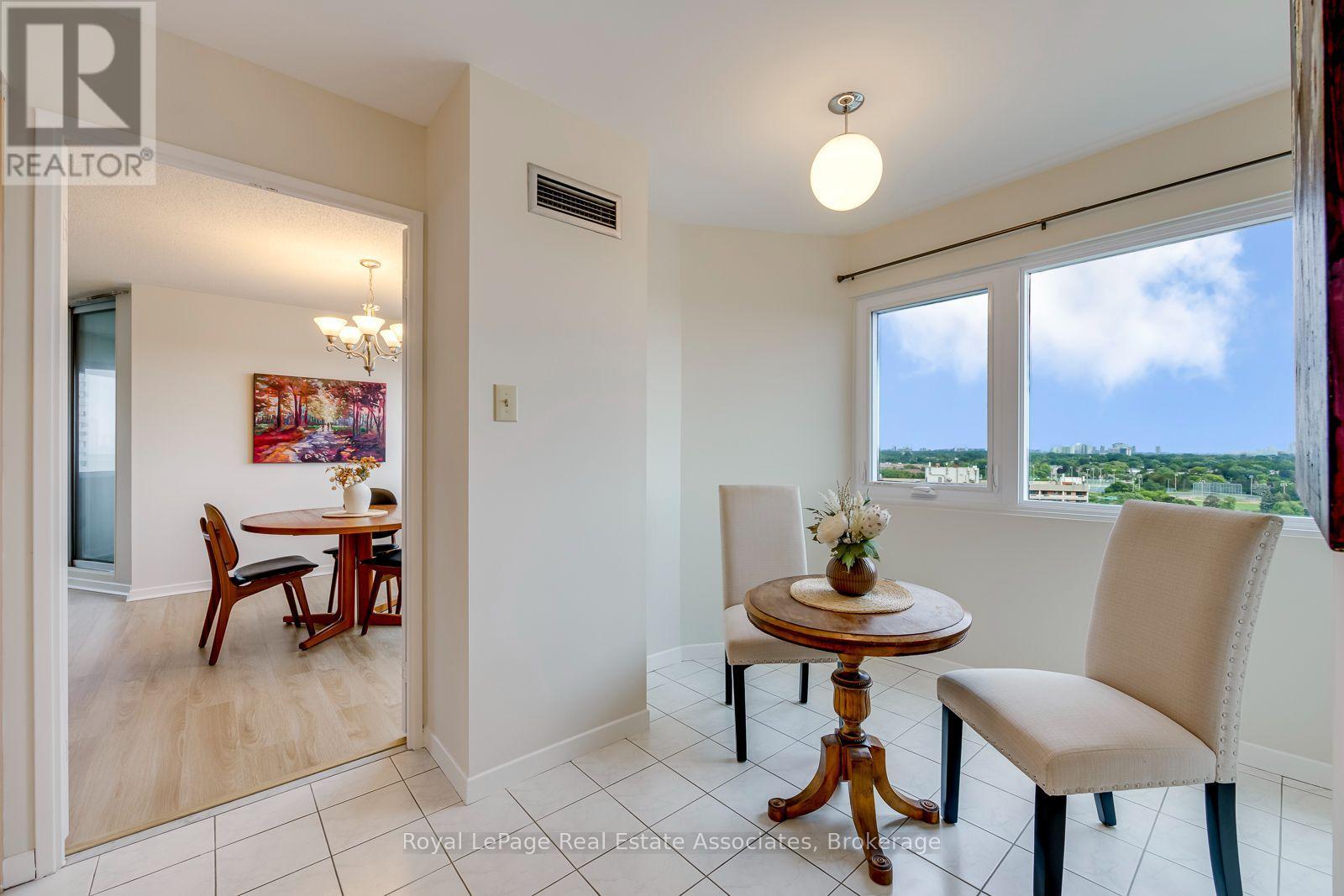 1202 - 1580 Mississauga Valley Boulevard, Mississauga, Ontario  L5A 3T8 - Photo 17 - W13745182