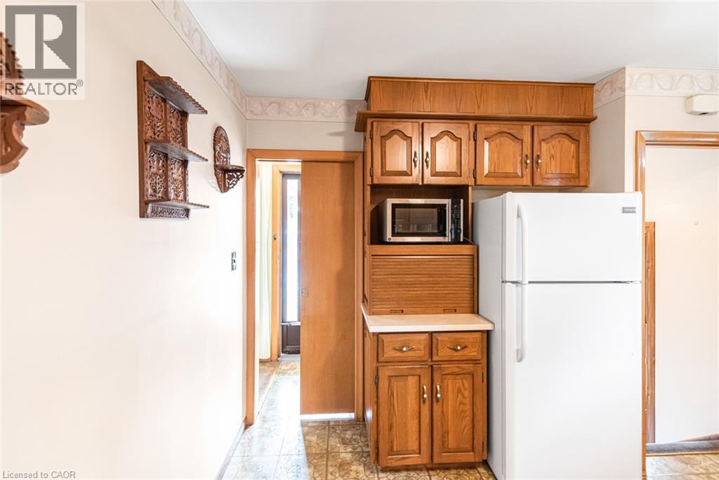 30 Goldfinch Road, Hamilton, Ontario  L9A 3W7 - Photo 13 - 40864038