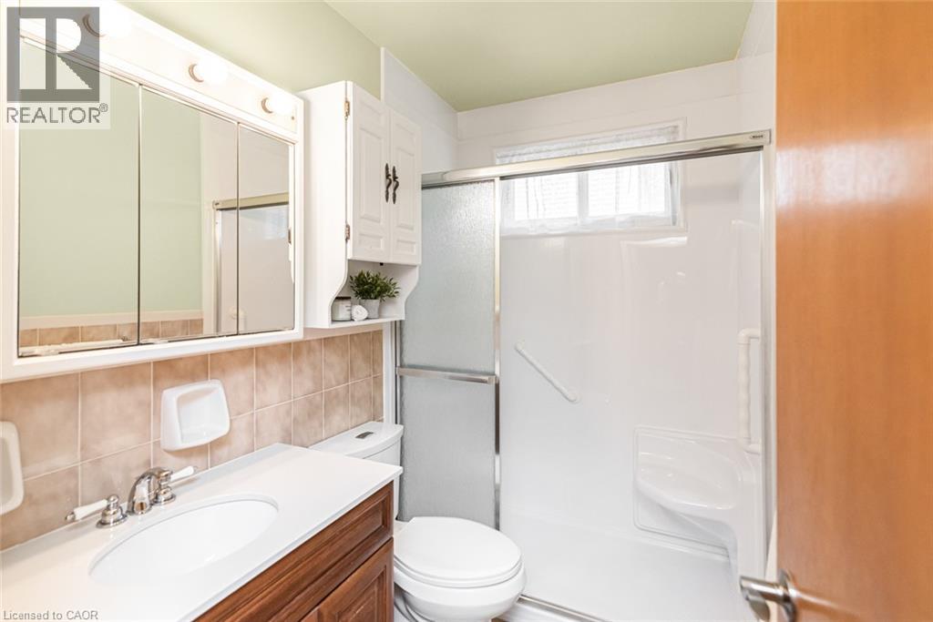 30 Goldfinch Road, Hamilton, Ontario  L9A 3W7 - Photo 24 - 40864038