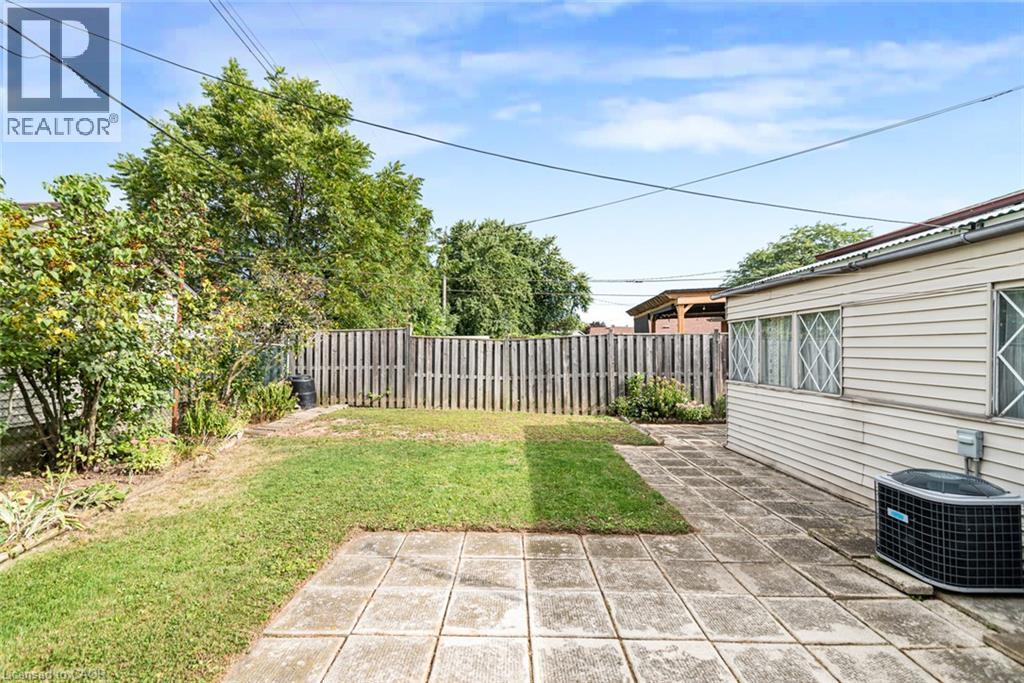 30 Goldfinch Road, Hamilton, Ontario  L9A 3W7 - Photo 40 - 40864038