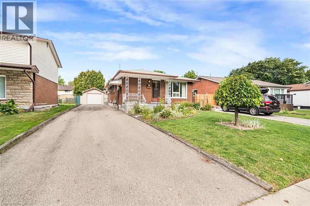 30 Goldfinch Road, Hamilton, Ontario  L9A 3W7 - Photo 45 - 40864038
