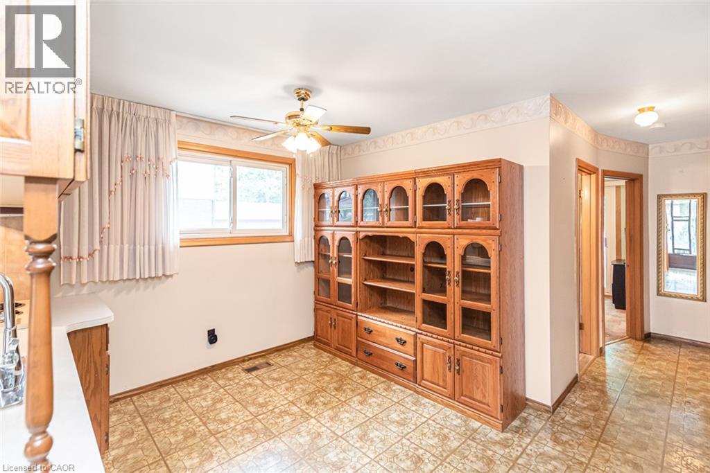 30 Goldfinch Road, Hamilton, Ontario  L9A 3W7 - Photo 6 - 40864038