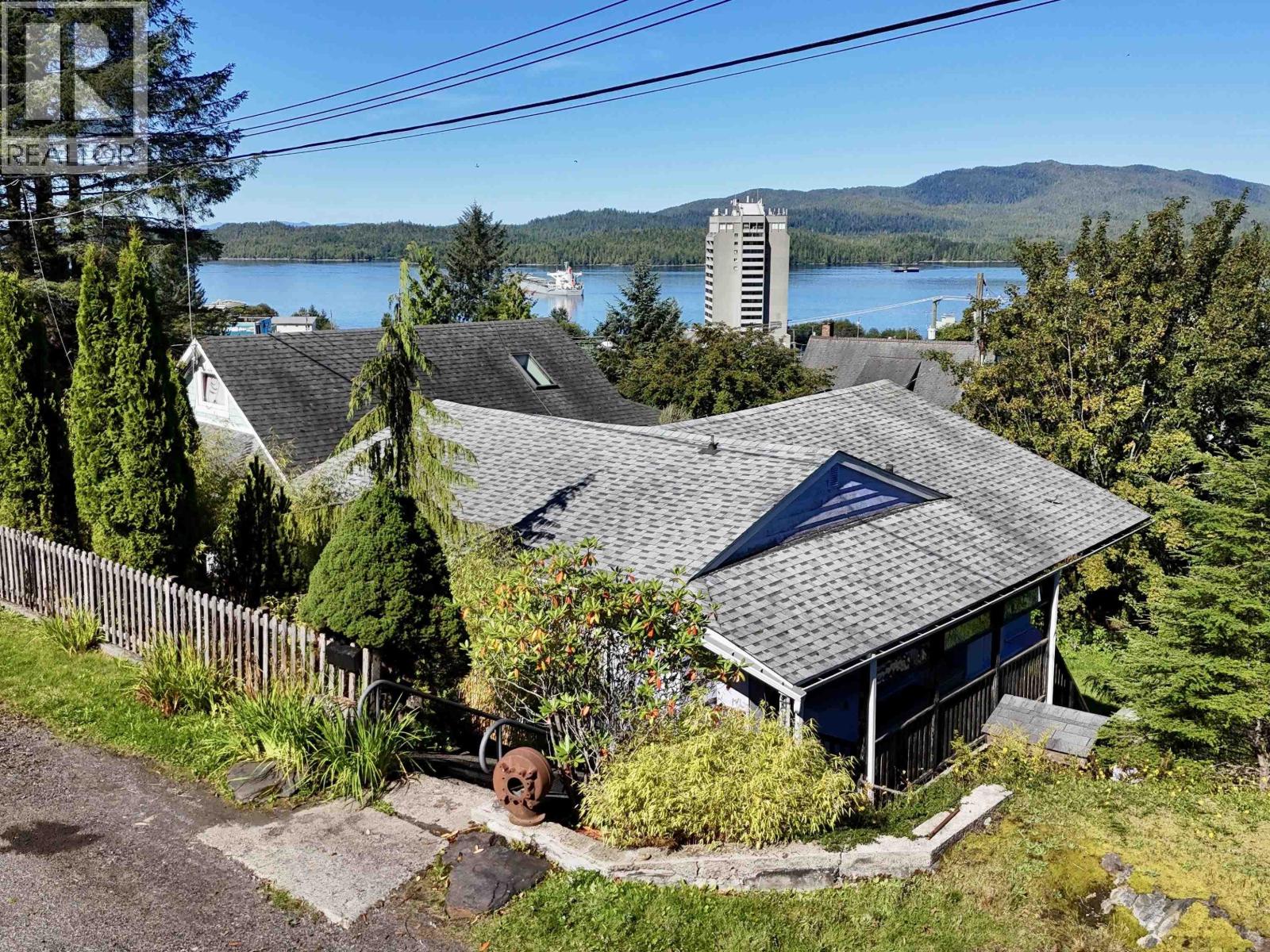 840-842 W 6th Avenue, Prince Rupert, British Columbia  V8J 4N3 - Photo 1 - R3166293