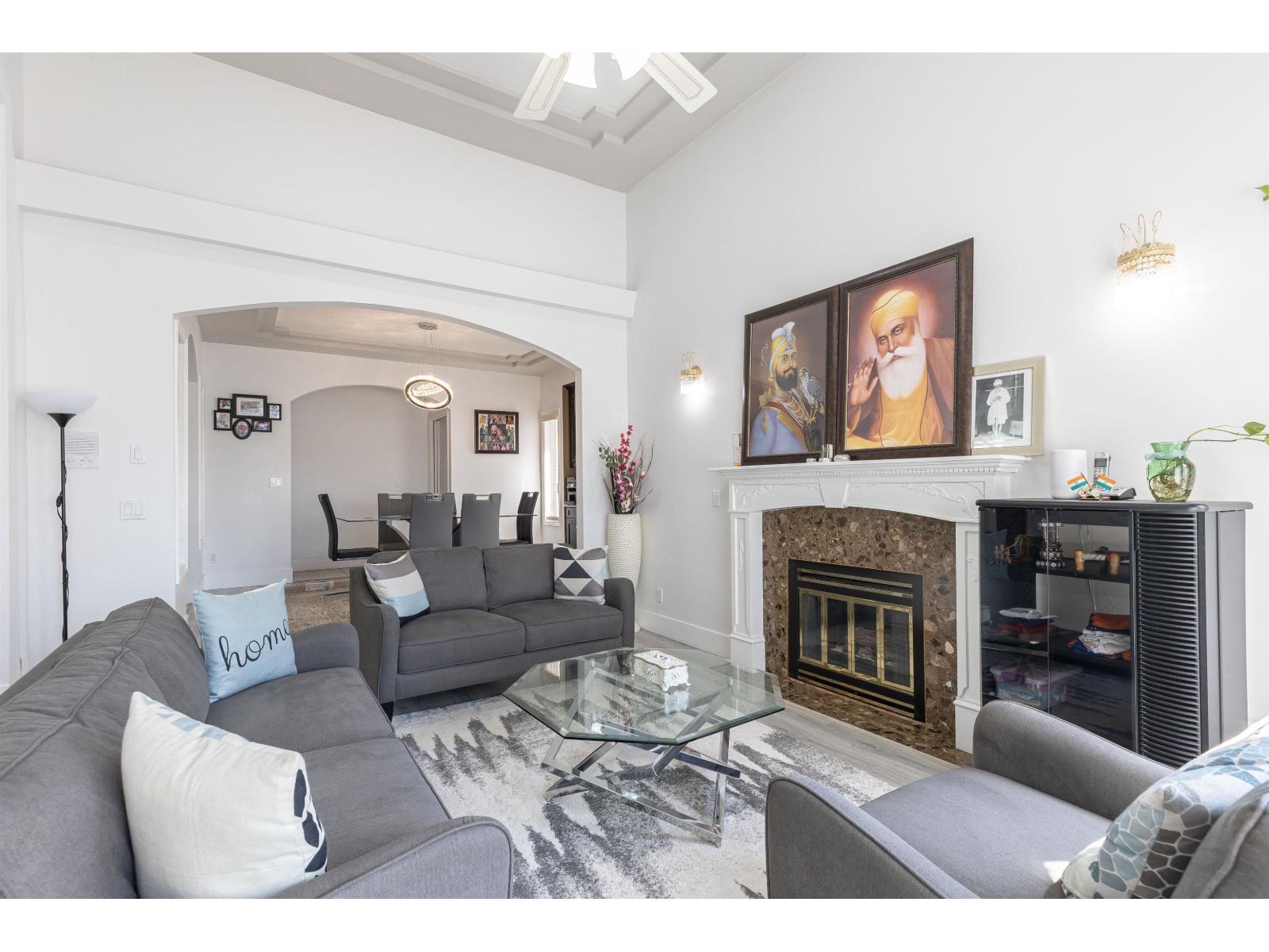 8298 151a Street, Surrey, British Columbia  V3S 8R1 - Photo 3 - R3165707