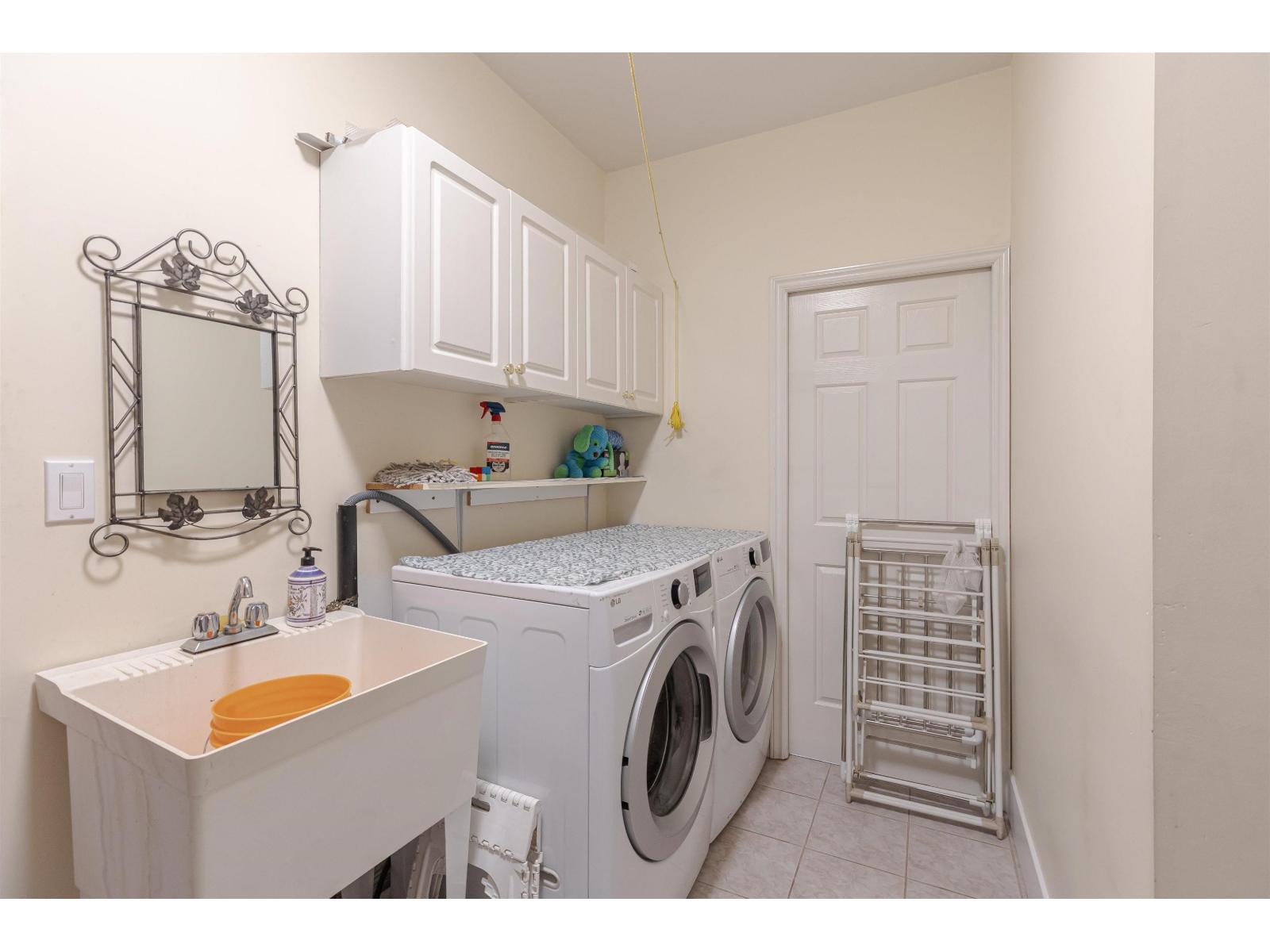 8298 151a Street, Surrey, British Columbia  V3S 8R1 - Photo 14 - R3165707