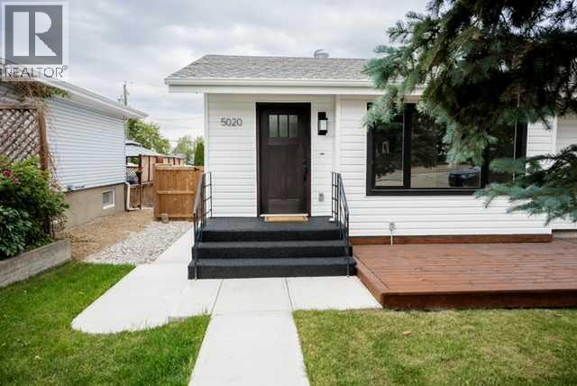 5020 47a Avenue, Sylvan Lake, Alberta  T4S 1G8 - Photo 4 - A2321068