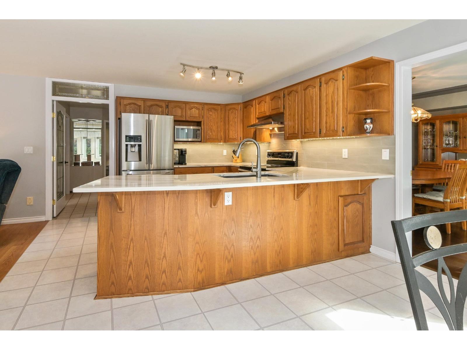 8415 214 Street, Langley, British Columbia  V1M 2J2 - Photo 10 - R3165502