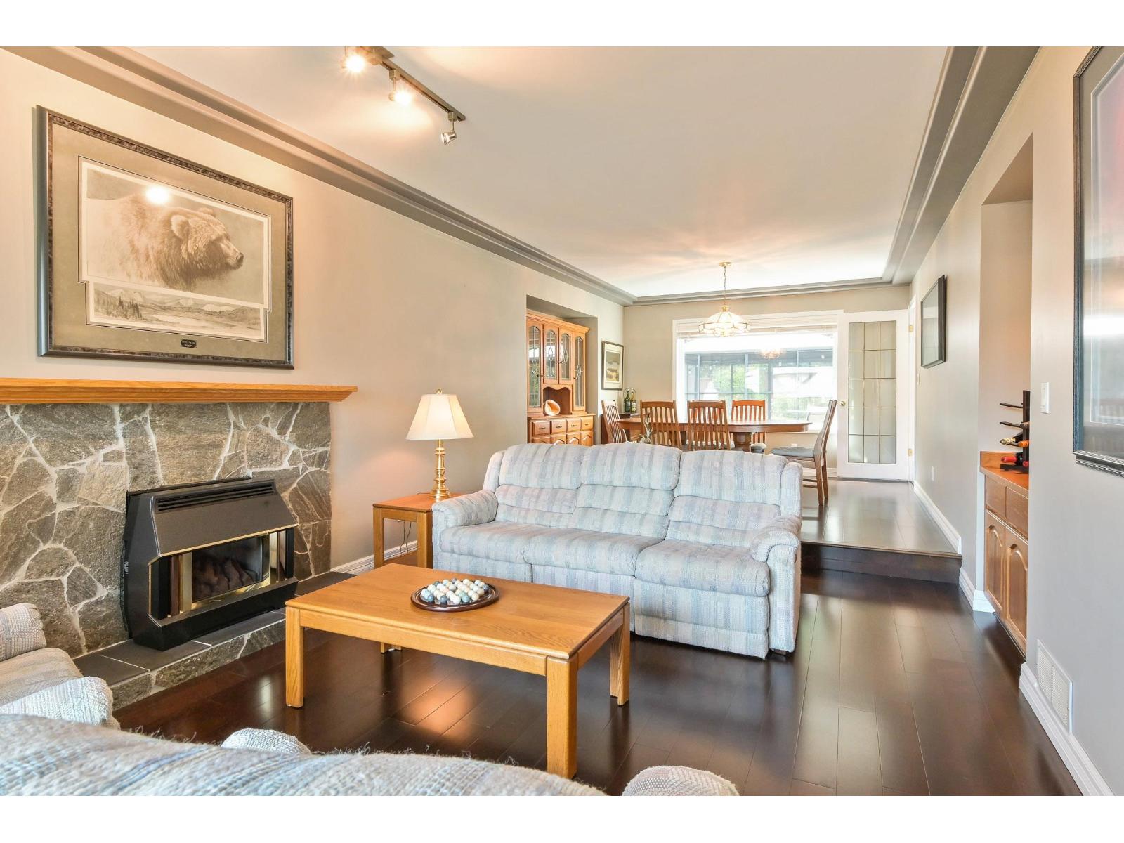 8415 214 Street, Langley, British Columbia  V1M 2J2 - Photo 4 - R3165502