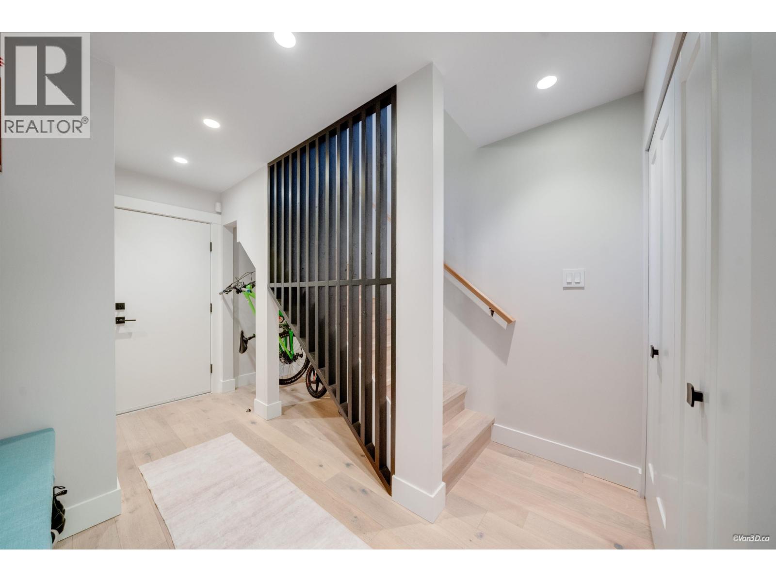 2022 Chesterfield Avenue, North Vancouver, British Columbia  V7M 2P6 - Photo 30 - R3166427