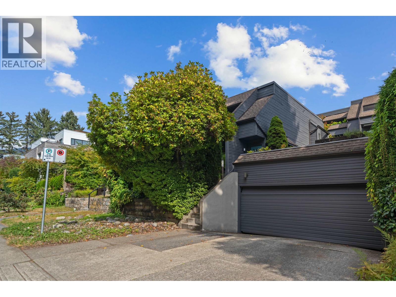 2022 Chesterfield Avenue, North Vancouver, British Columbia  V7M 2P6 - Photo 39 - R3166427