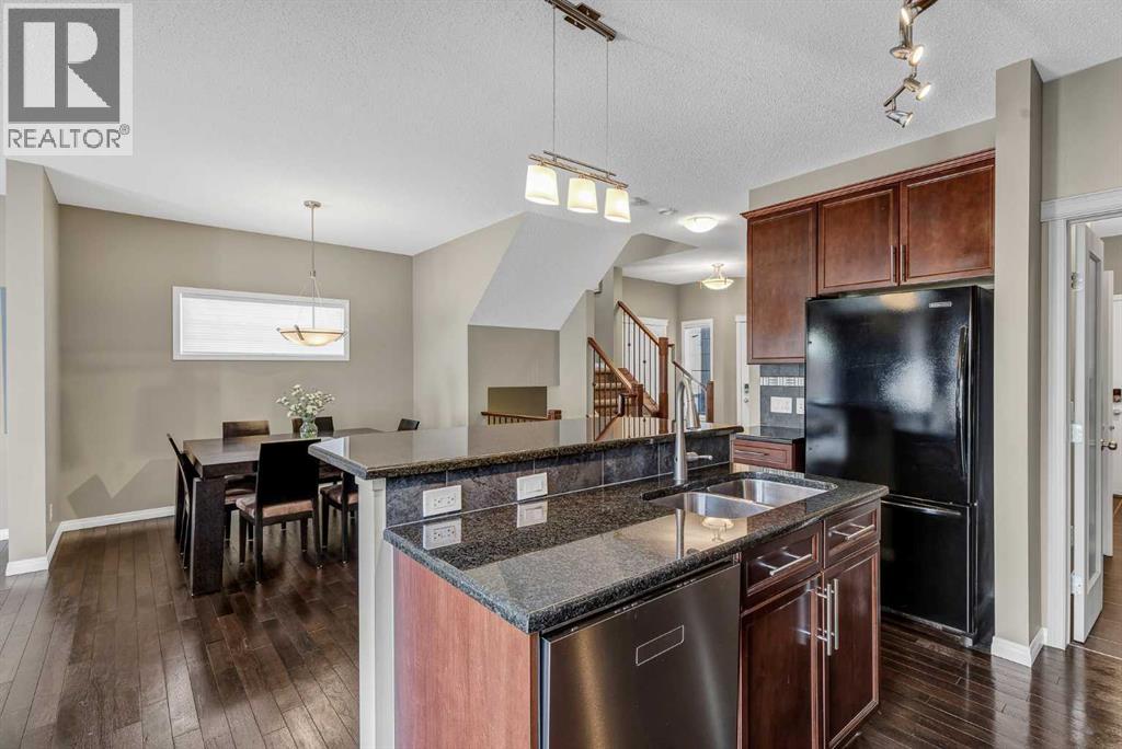 62 Panamount Plaza NW photo 9