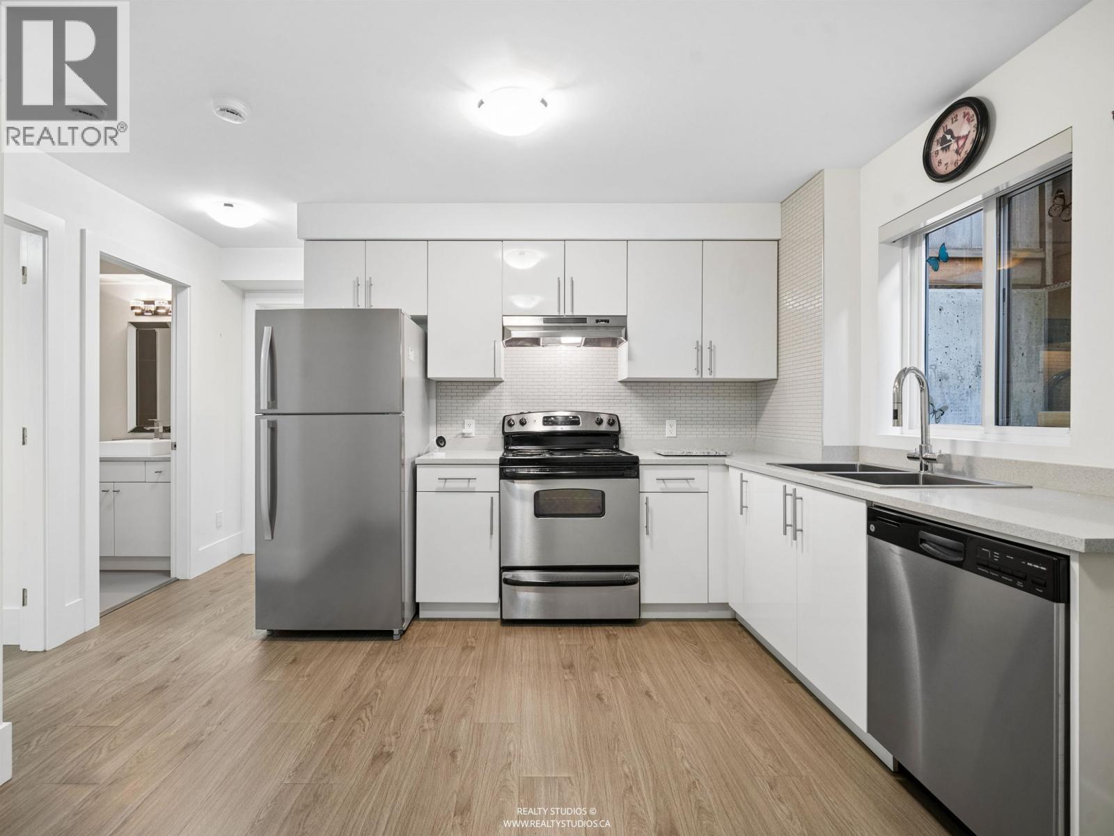 116 N Warwick Avenue, Burnaby, British Columbia  V5G 1K7 - Photo 28 - R3166388