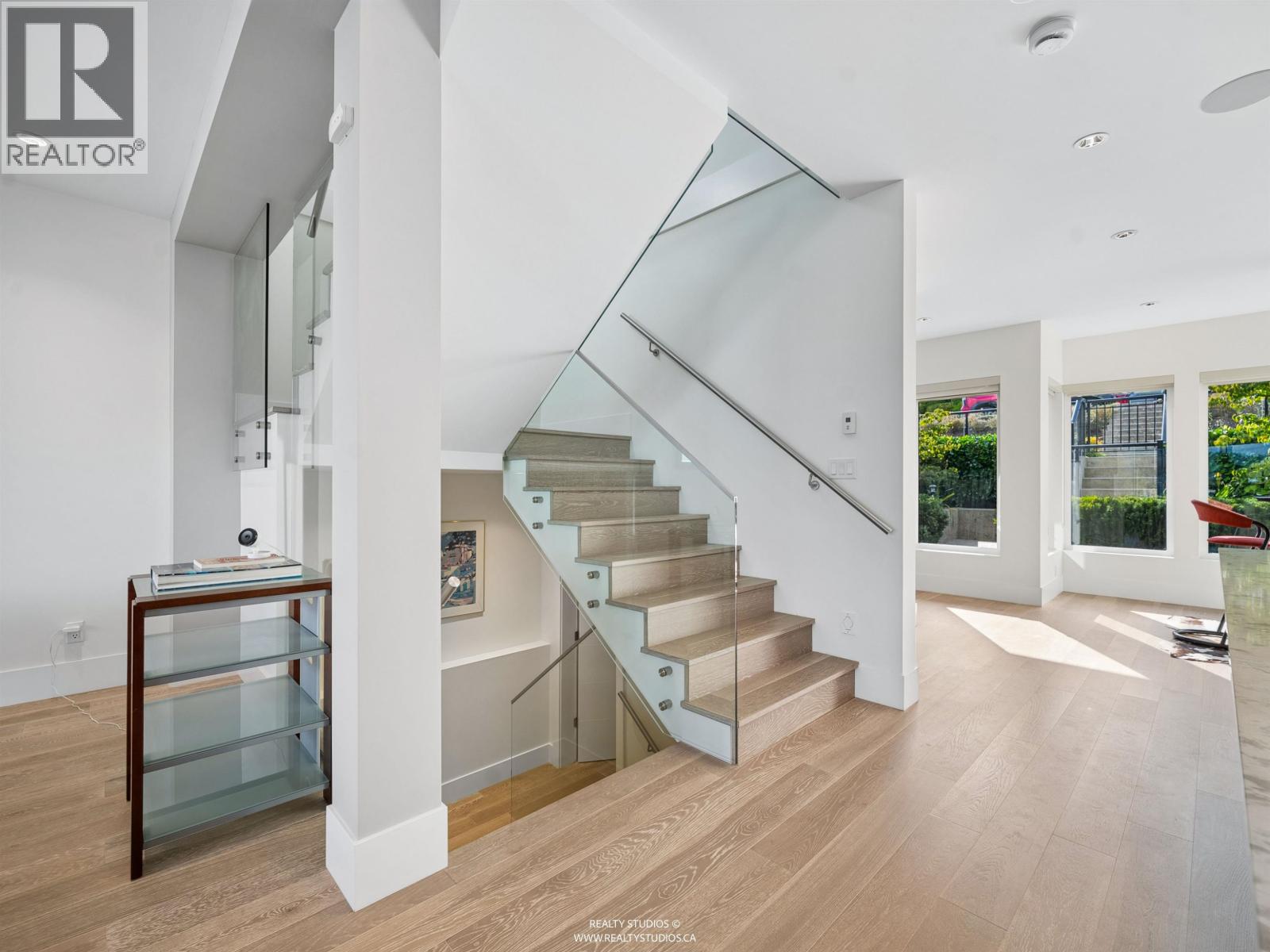 116 N Warwick Avenue, Burnaby, British Columbia  V5G 1K7 - Photo 25 - R3166388