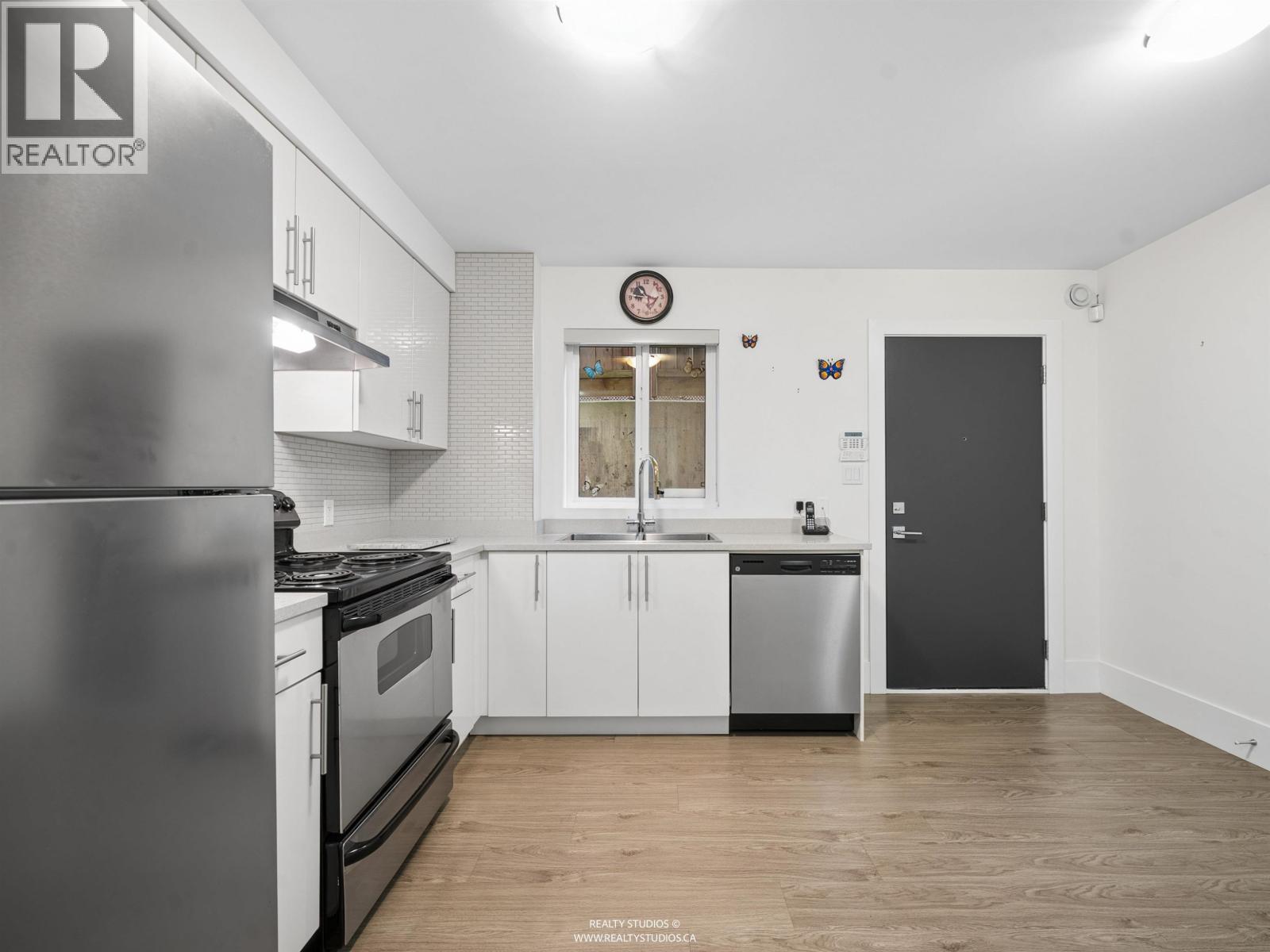 116 N Warwick Avenue, Burnaby, British Columbia  V5G 1K7 - Photo 26 - R3166388