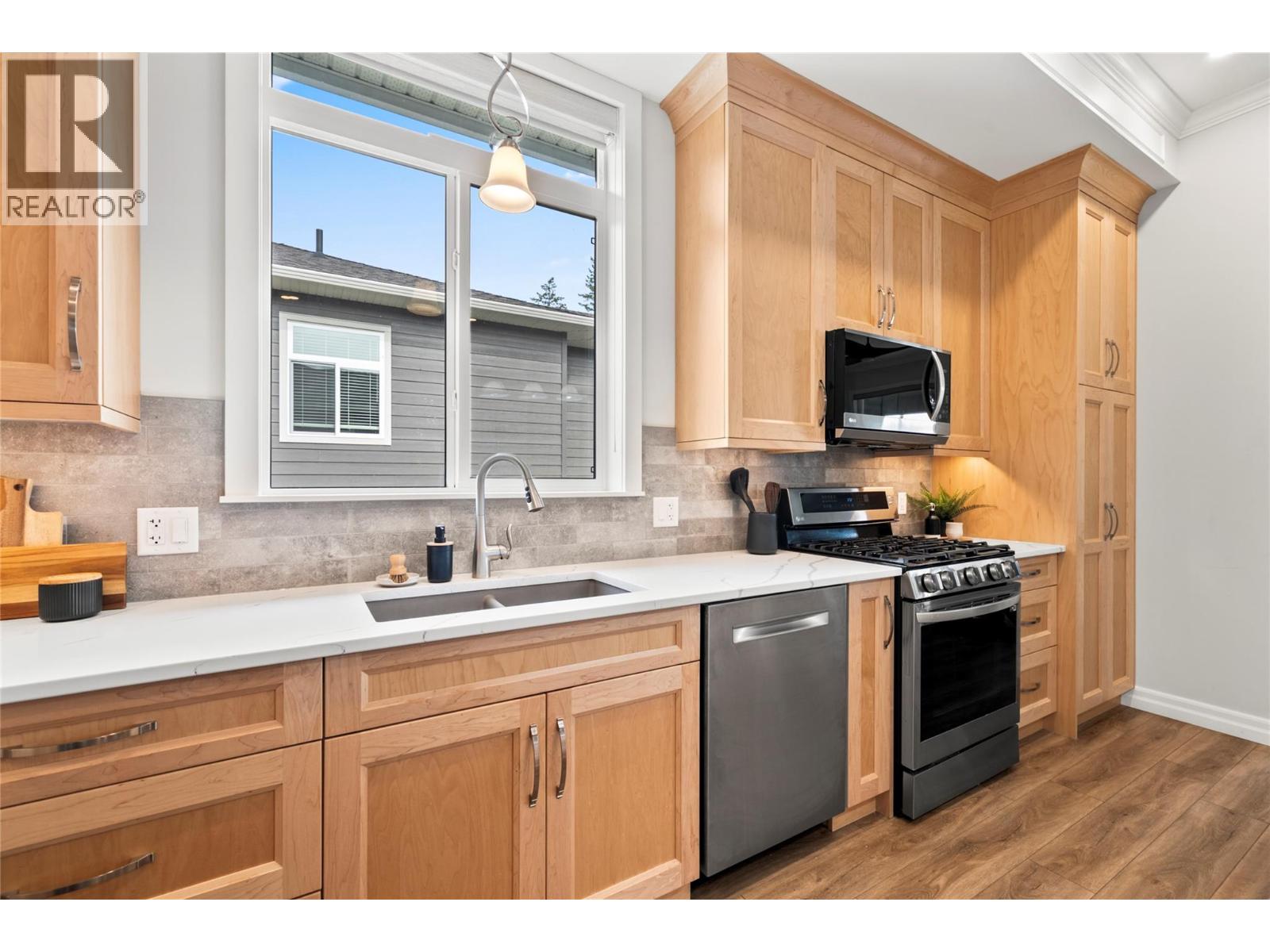2715 Golf Course Drive Unit# 6, Blind Bay, British Columbia  V0E 1H1 - Photo 15 - 10398104