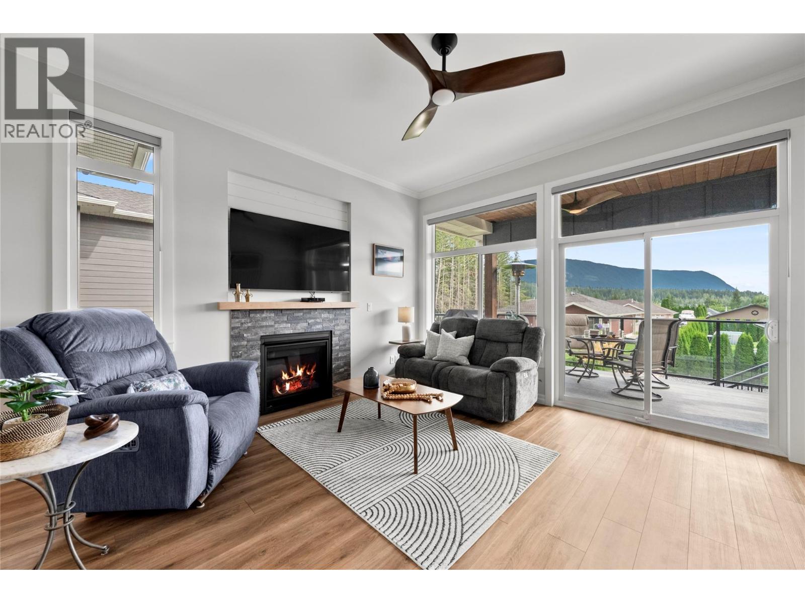 2715 Golf Course Drive Unit# 6, Blind Bay, British Columbia  V0E 1H1 - Photo 5 - 10398104