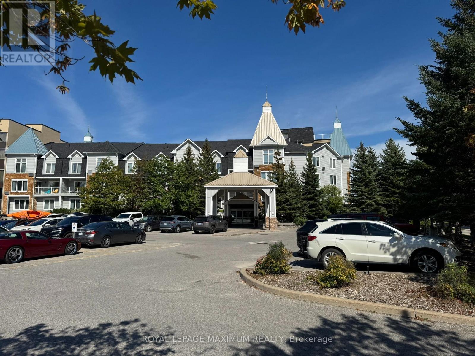 6112/6114 - 9 Harbour Street, Collingwood, Ontario  L9Y 5B5 - Photo 1 - S13794028