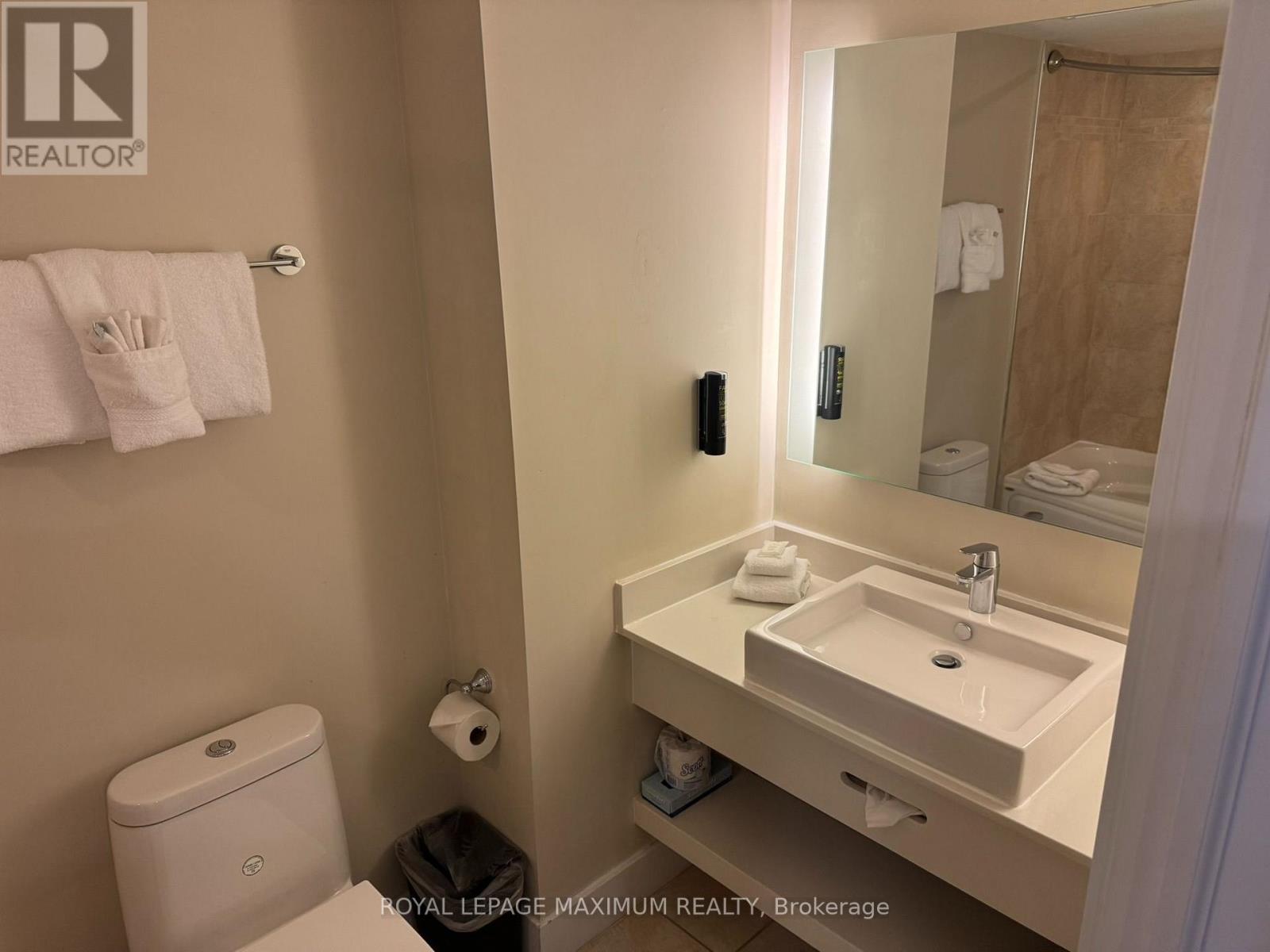 6112/6114 - 9 Harbour Street, Collingwood, Ontario  L9Y 5B5 - Photo 22 - S13794028