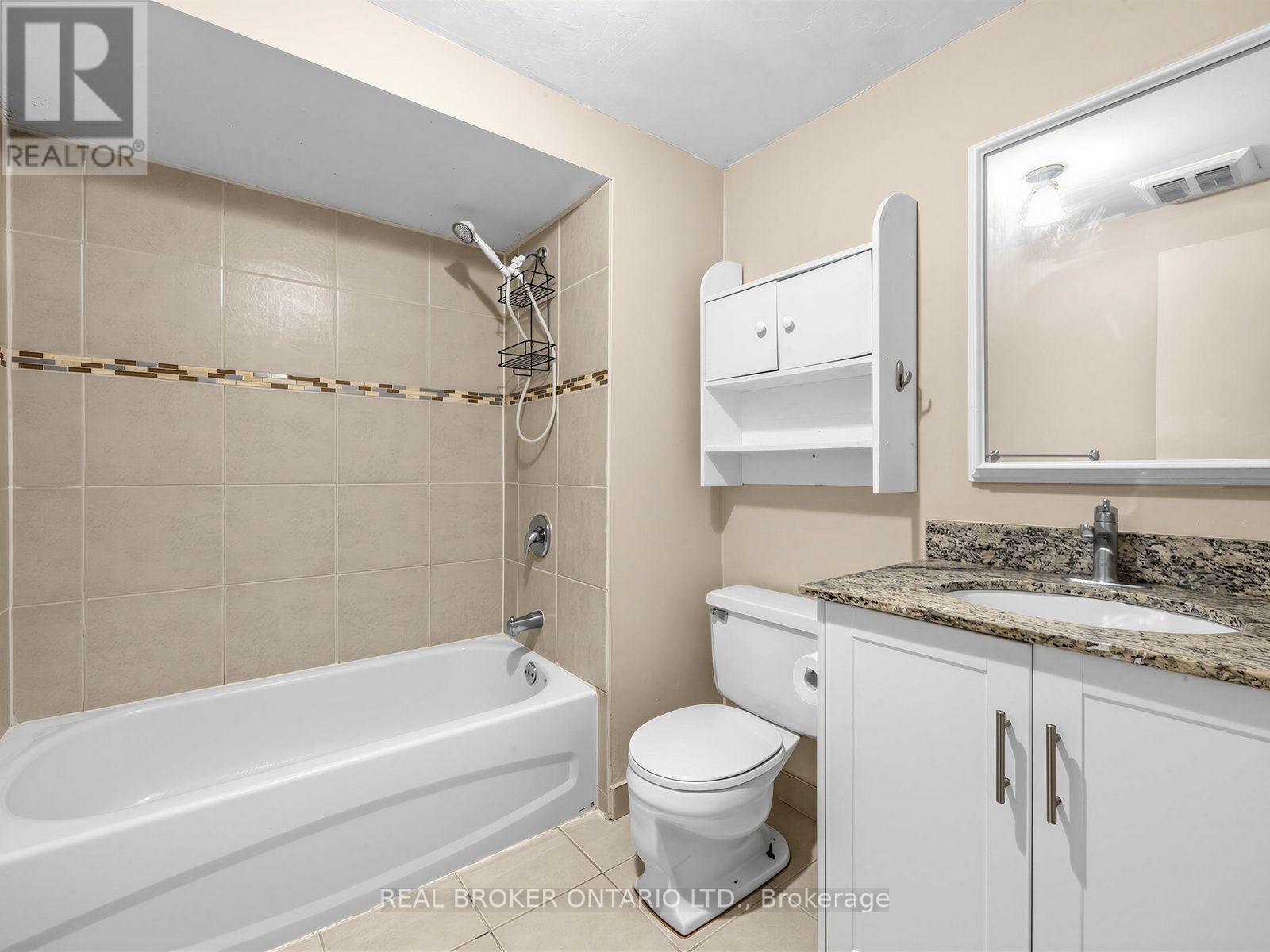 2733 Los Palmas Court, Mississauga (Meadowvale), Ontario  L5N 2G6 - Photo 16 - W13793960