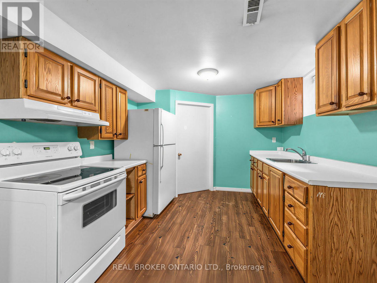 2733 Los Palmas Court, Mississauga (Meadowvale), Ontario  L5N 2G6 - Photo 24 - W13793960