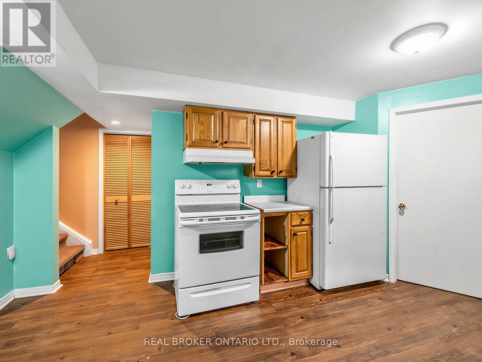 2733 Los Palmas Court, Mississauga (Meadowvale), Ontario  L5N 2G6 - Photo 25 - W13793960