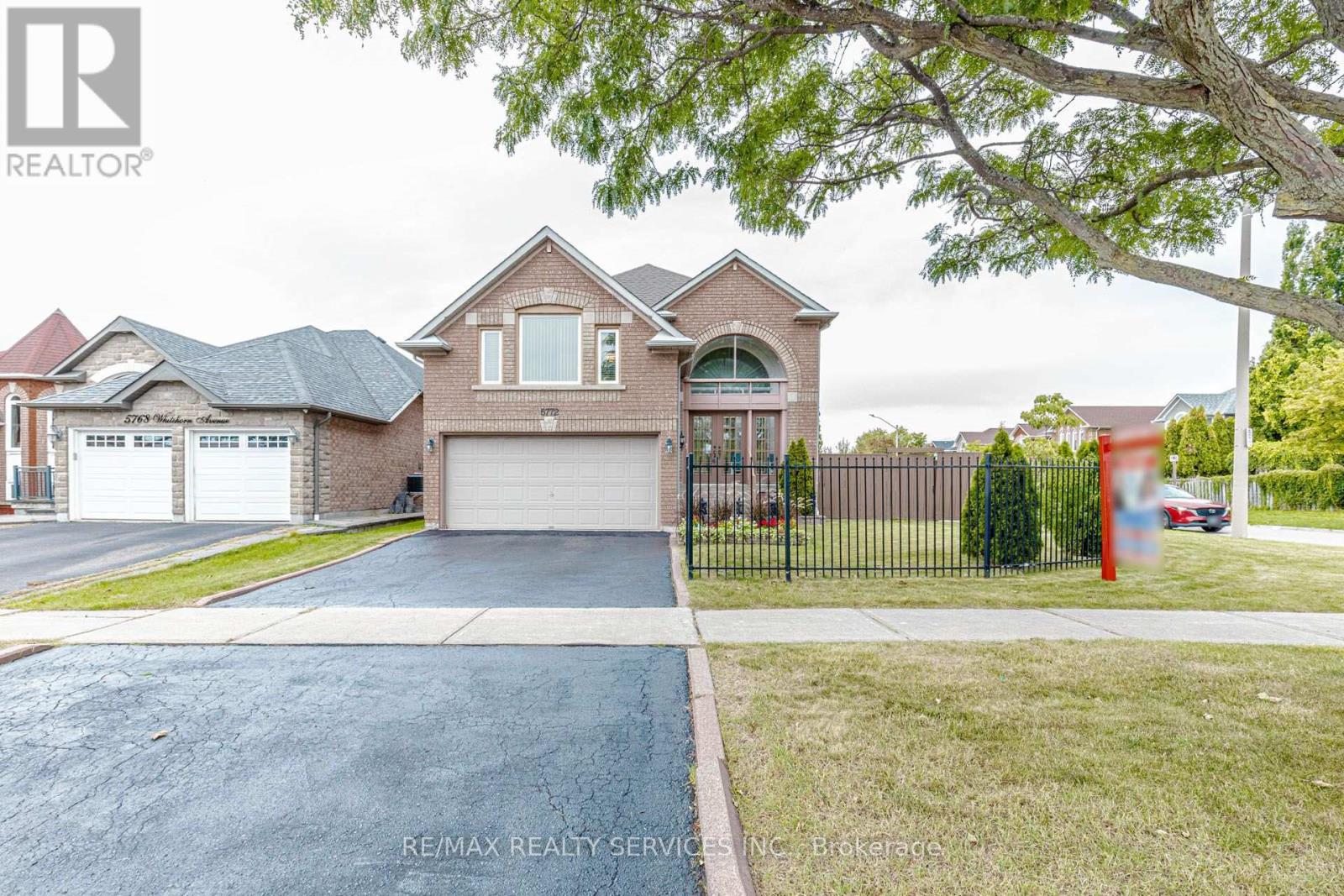 5772 Whitehorn Avenue, Mississauga, Ontario  L5V 1W1 - Photo 1 - W13793966