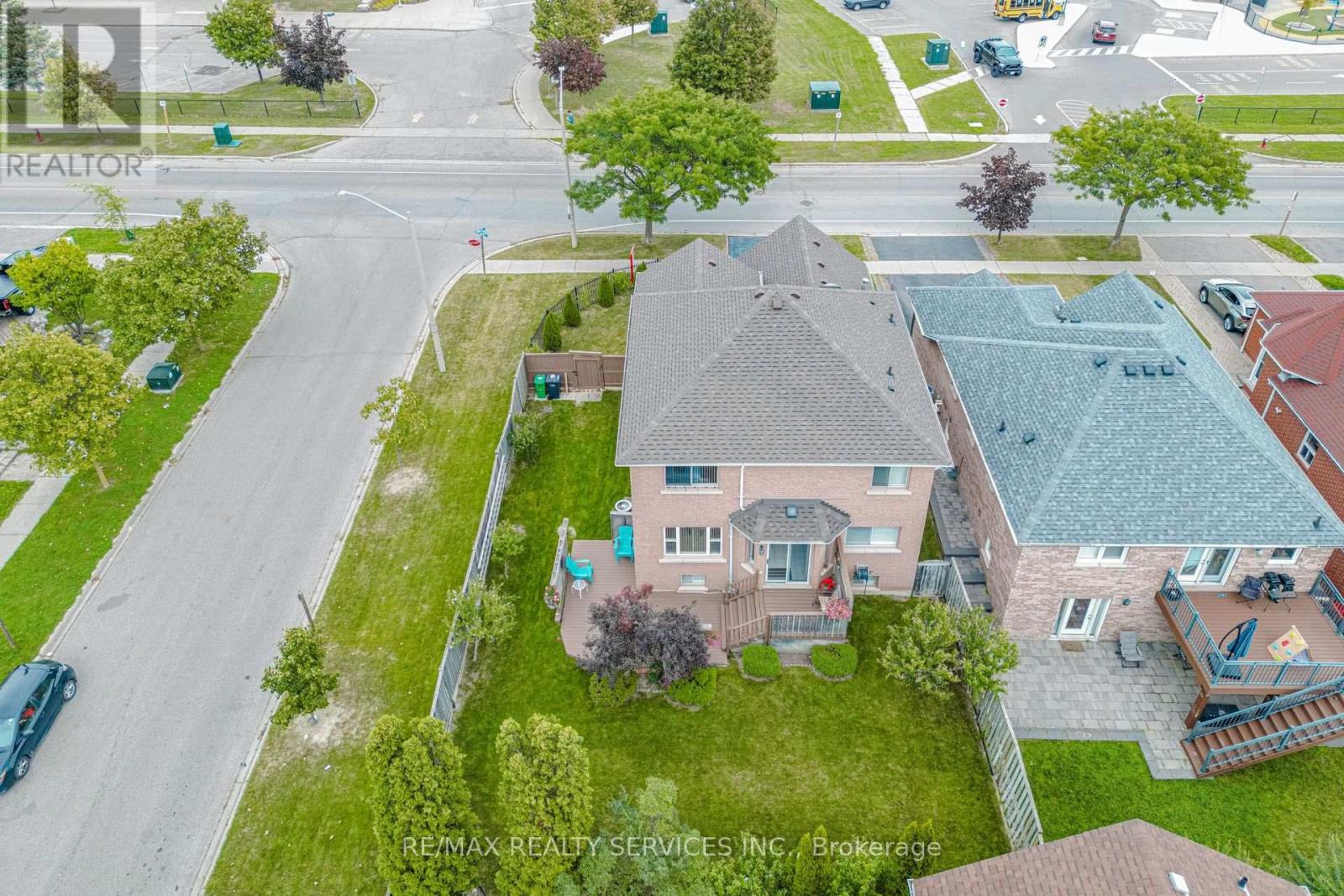 5772 Whitehorn Avenue, Mississauga, Ontario  L5V 1W1 - Photo 41 - W13793966