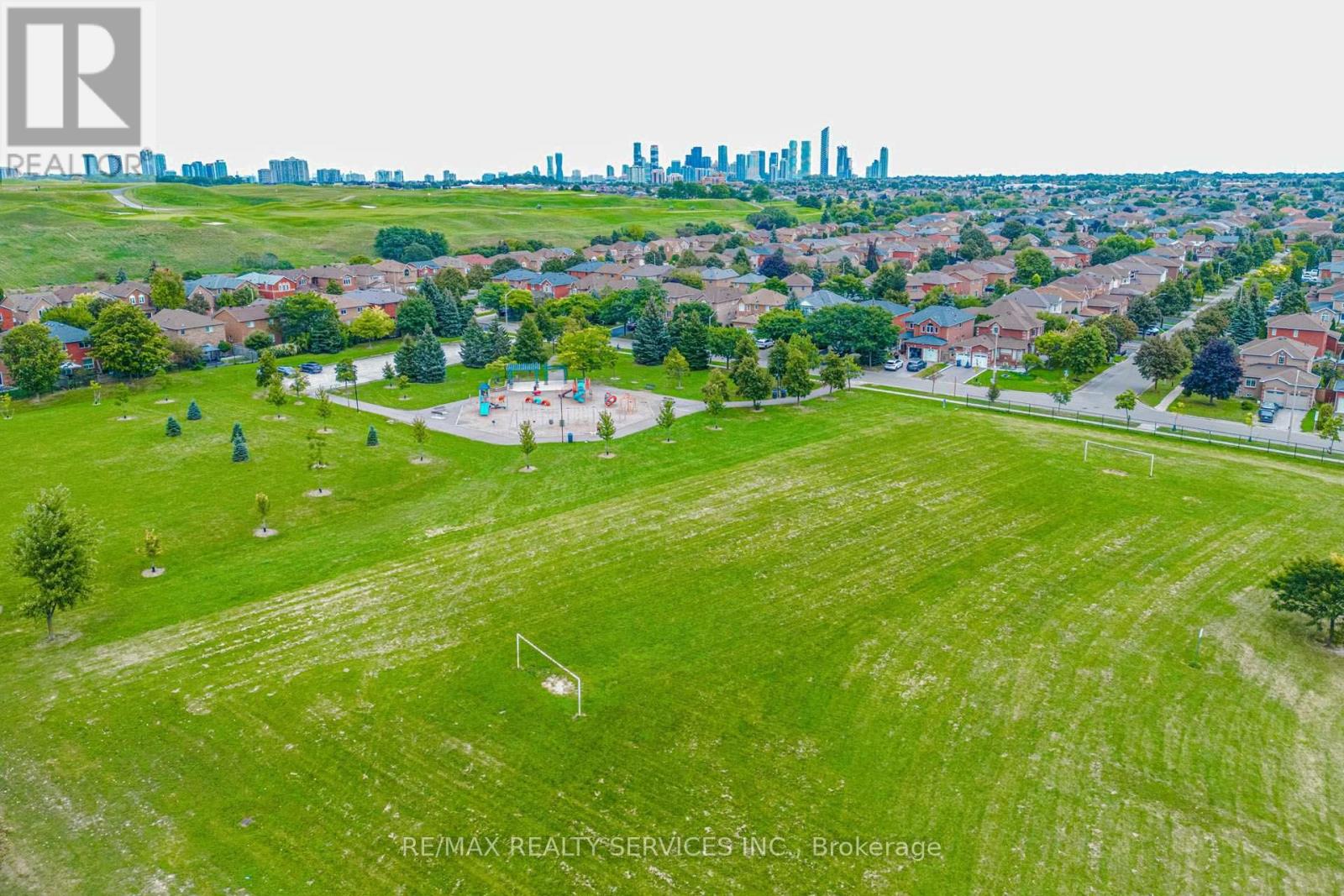 5772 Whitehorn Avenue, Mississauga, Ontario  L5V 1W1 - Photo 45 - W13793966
