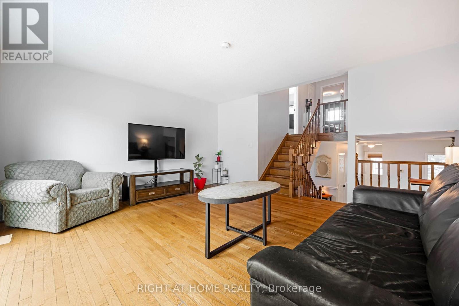 136 Elderwood Place, Brampton, Ontario  L6V 3N3 - Photo 18 - W13793976