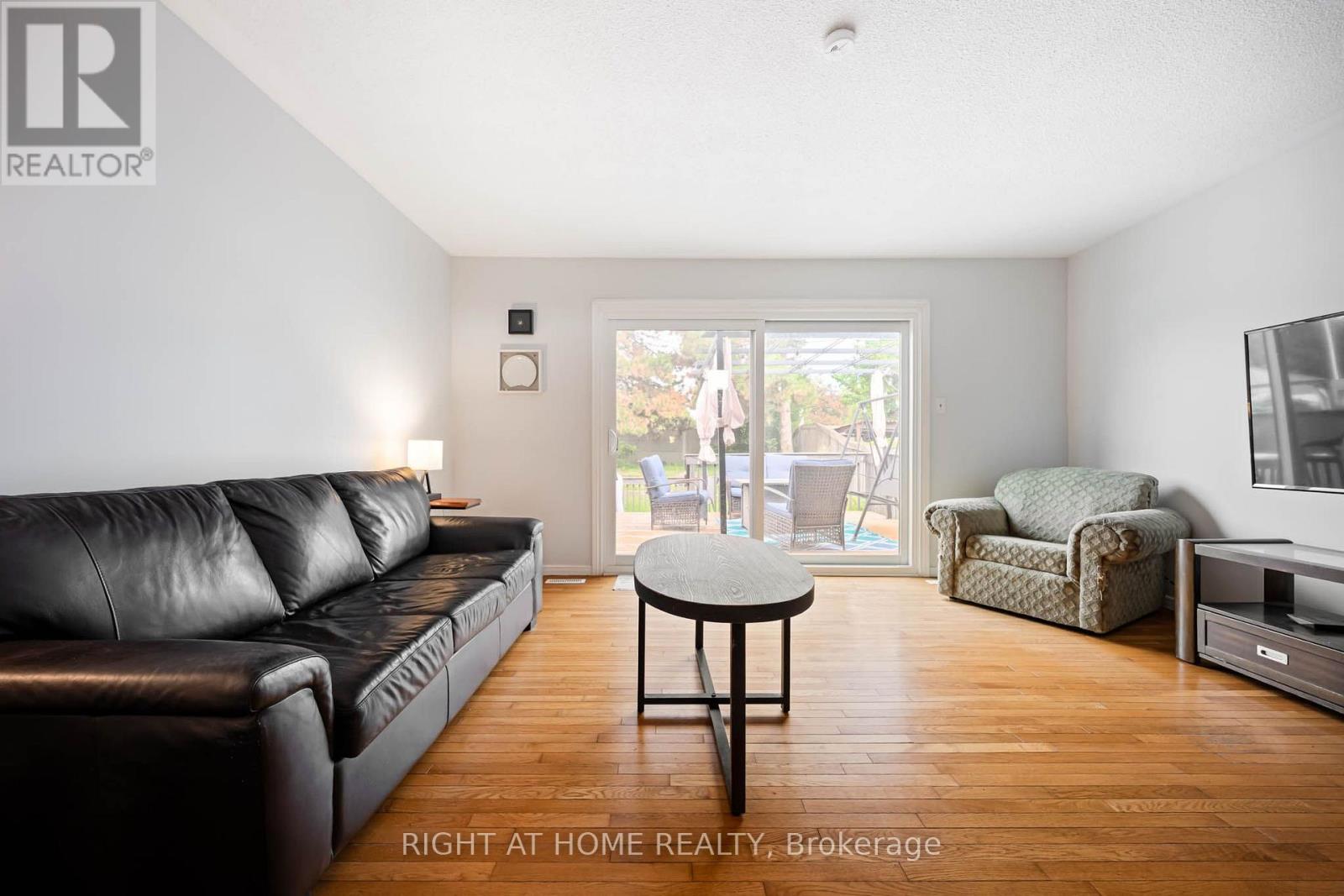 136 Elderwood Place, Brampton, Ontario  L6V 3N3 - Photo 19 - W13793976