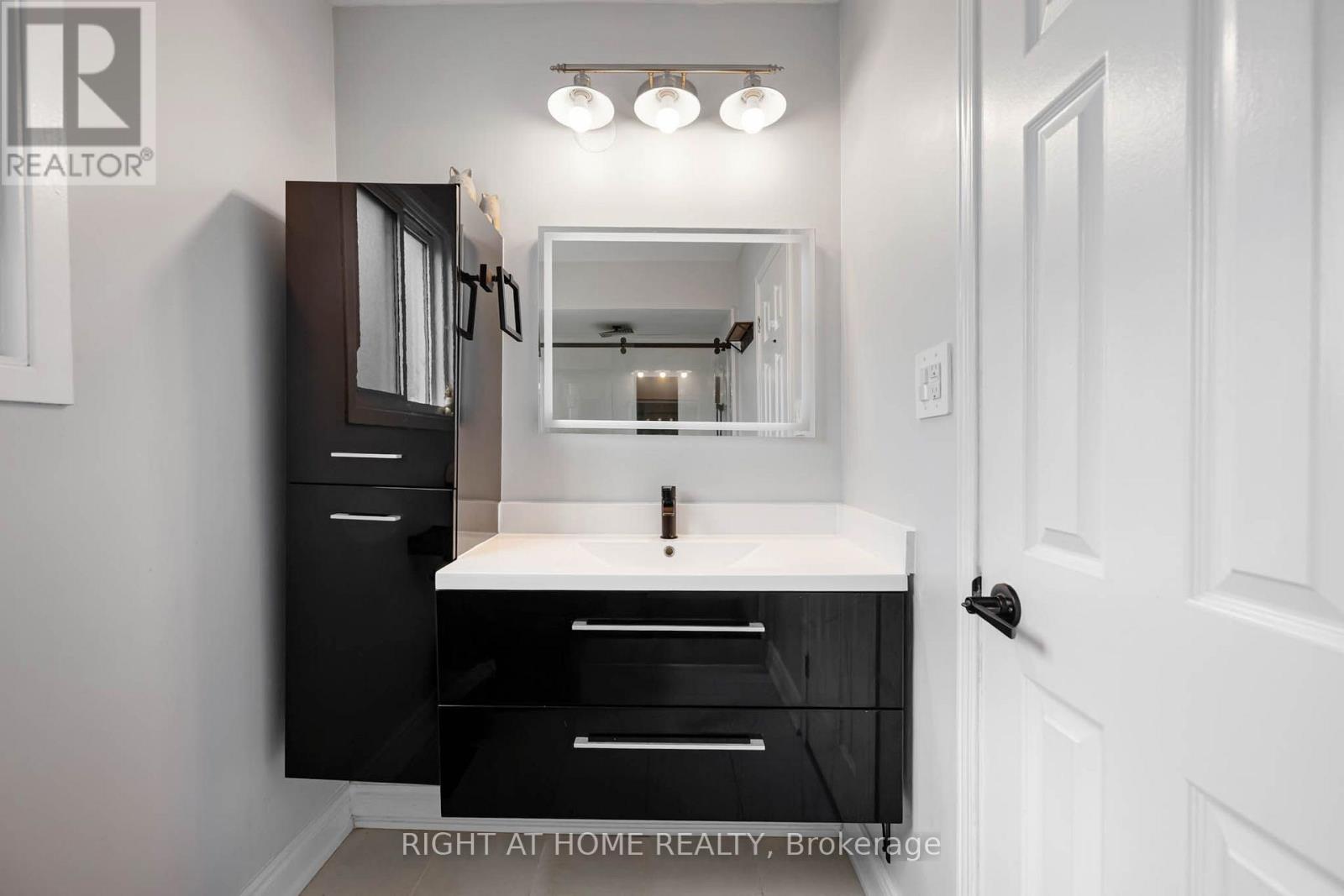 136 Elderwood Place, Brampton, Ontario  L6V 3N3 - Photo 21 - W13793976