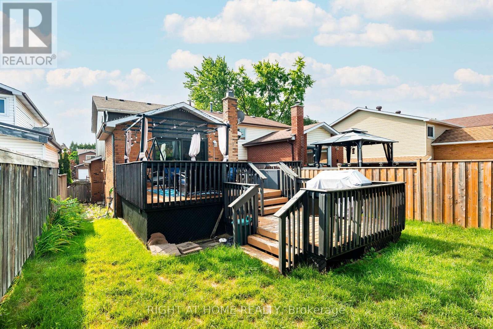 136 Elderwood Place, Brampton, Ontario  L6V 3N3 - Photo 42 - W13793976
