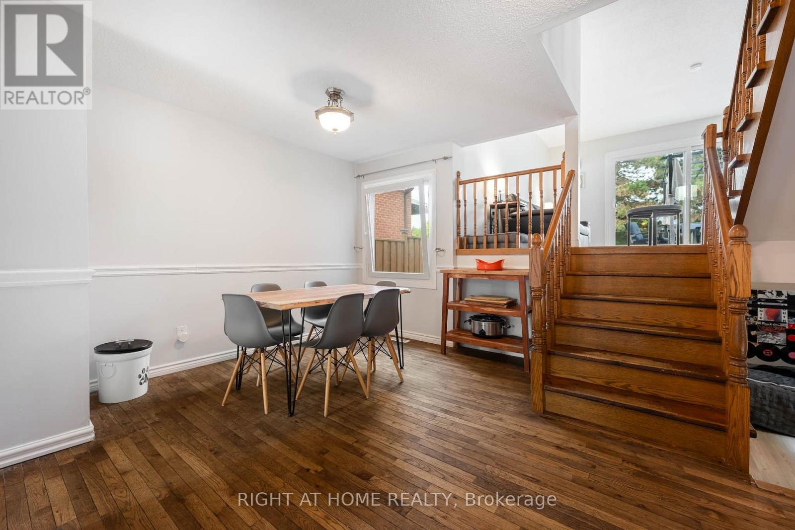 136 Elderwood Place, Brampton, Ontario  L6V 3N3 - Photo 8 - W13793976