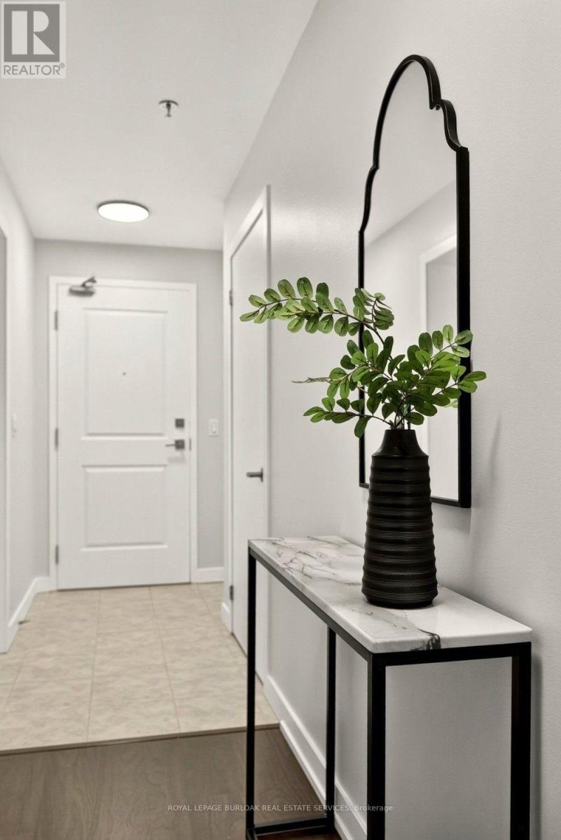 701 - 2486 Old Bronte Road, Oakville, Ontario  L6M 0Y4 - Photo 4 - W13793996