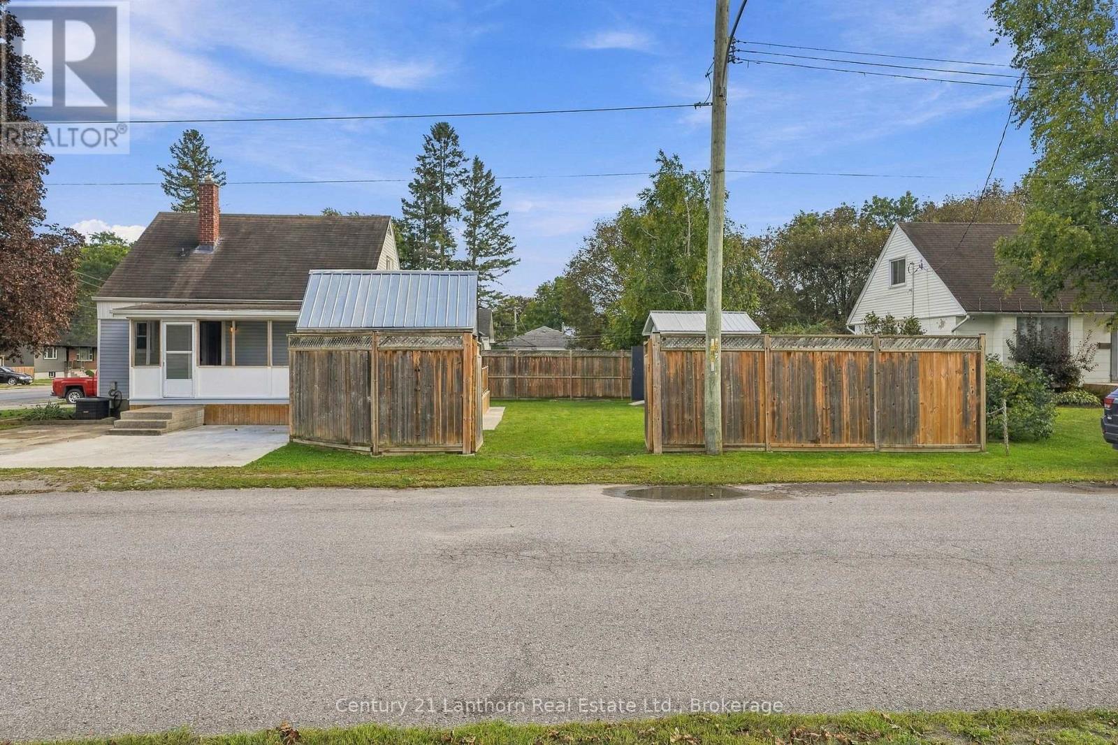 106 Humewood Drive, Belleville, Ontario  K8N 4E6 - Photo 42 - X13788454