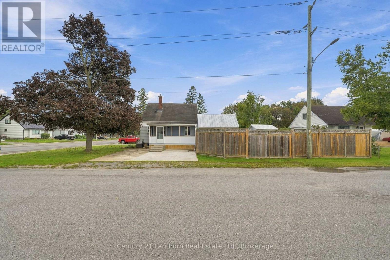 106 Humewood Drive, Belleville, Ontario  K8N 4E6 - Photo 43 - X13788454