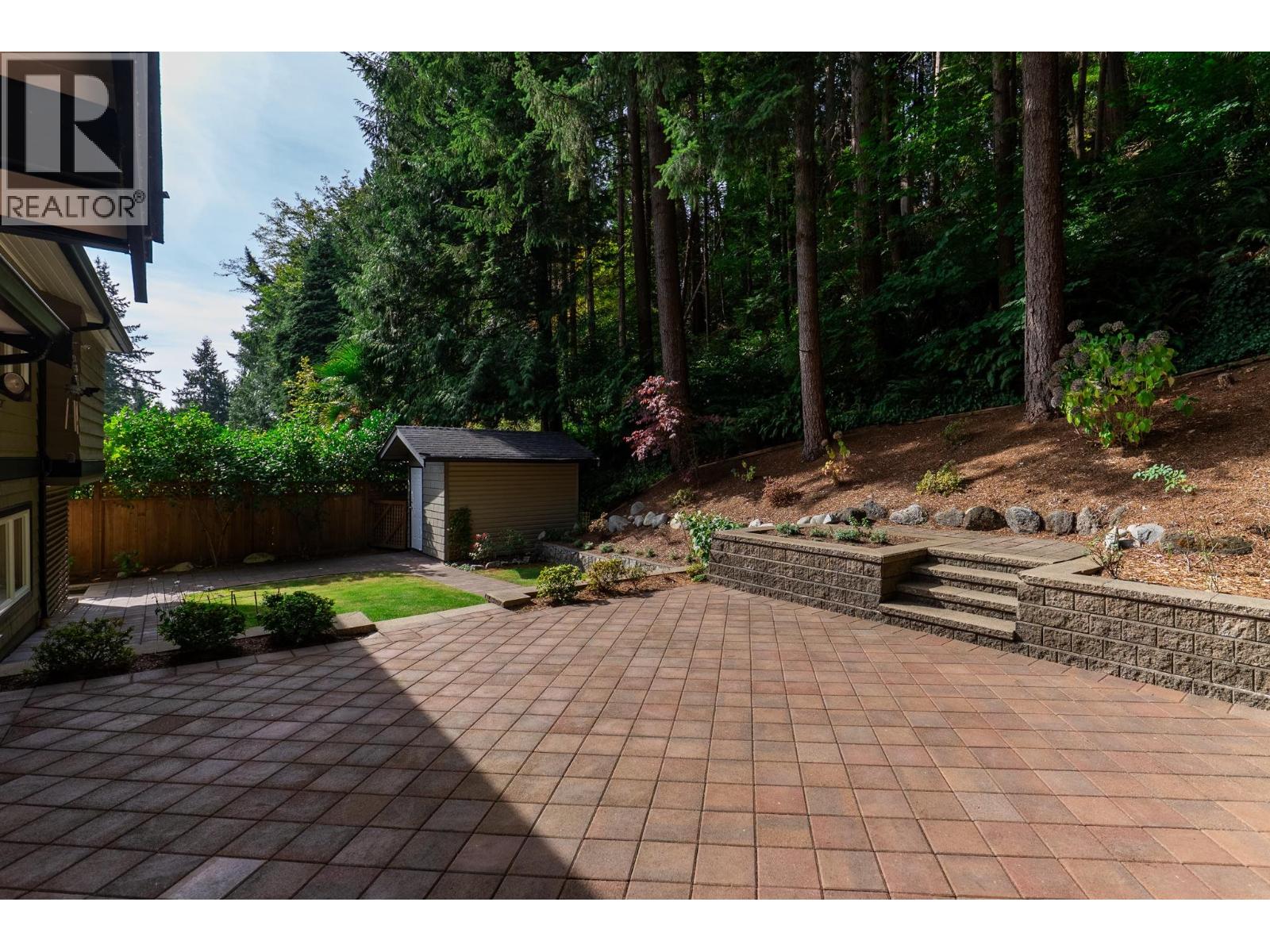 1941 Arborlynn Drive, North Vancouver, British Columbia  V7J 2V7 - Photo 37 - R3164806