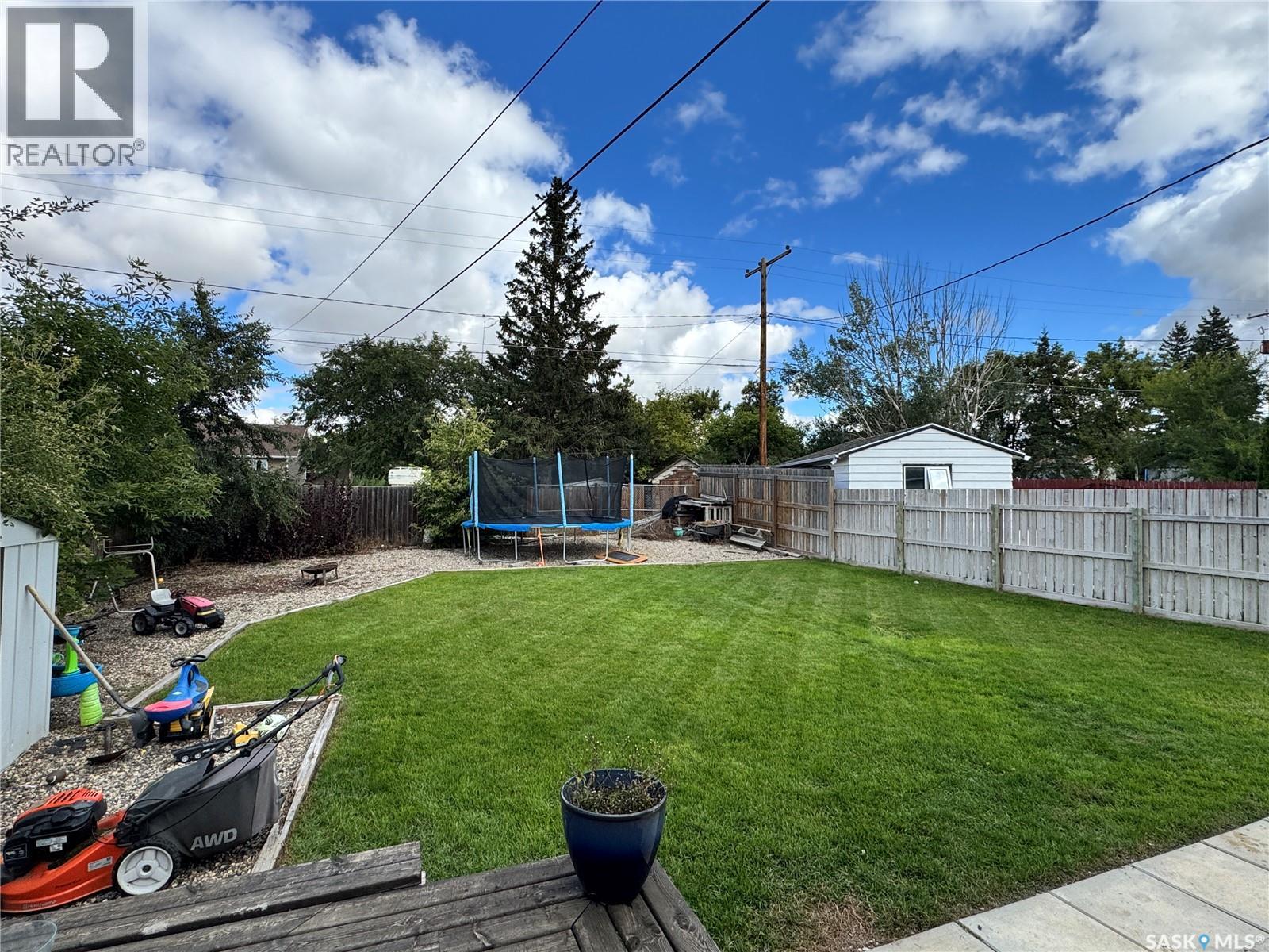 405 2nd Avenue E, Biggar, Saskatchewan  S0K 0M0 - Photo 29 - SK048676