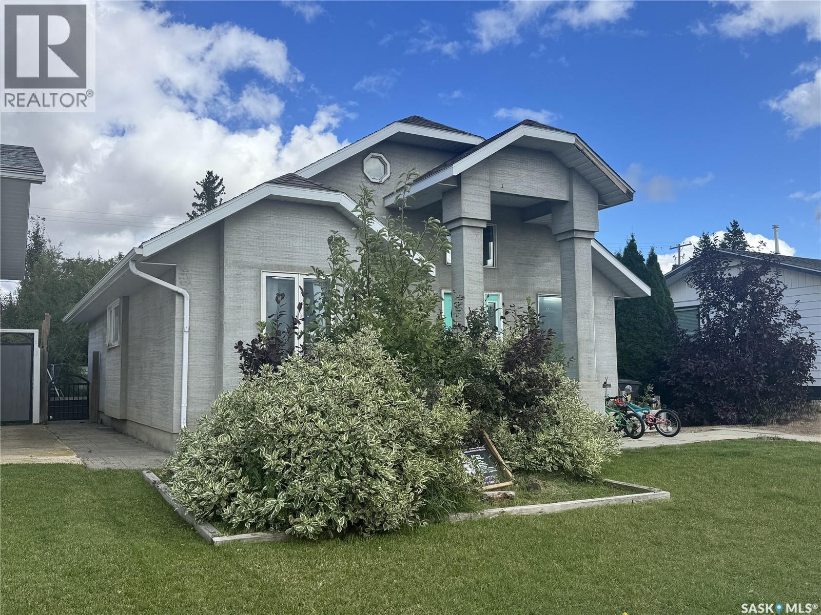 405 2nd Avenue E, Biggar, Saskatchewan  S0K 0M0 - Photo 34 - SK048676