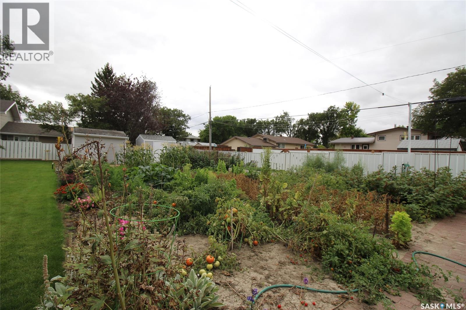 613 4th Street W, Shaunavon, Saskatchewan  S0N 2M0 - Photo 30 - SK048673