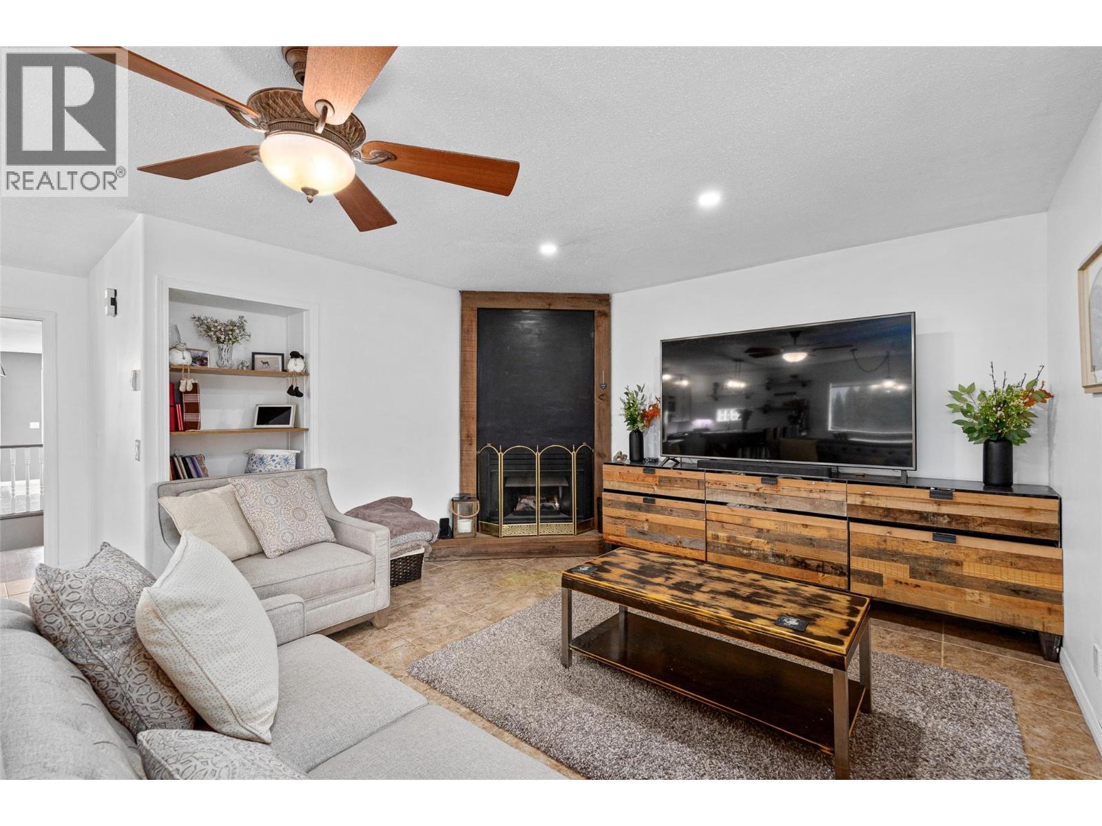 145 Magic Drive, Kelowna, British Columbia  V1V 1N2 - Photo 16 - 10400137