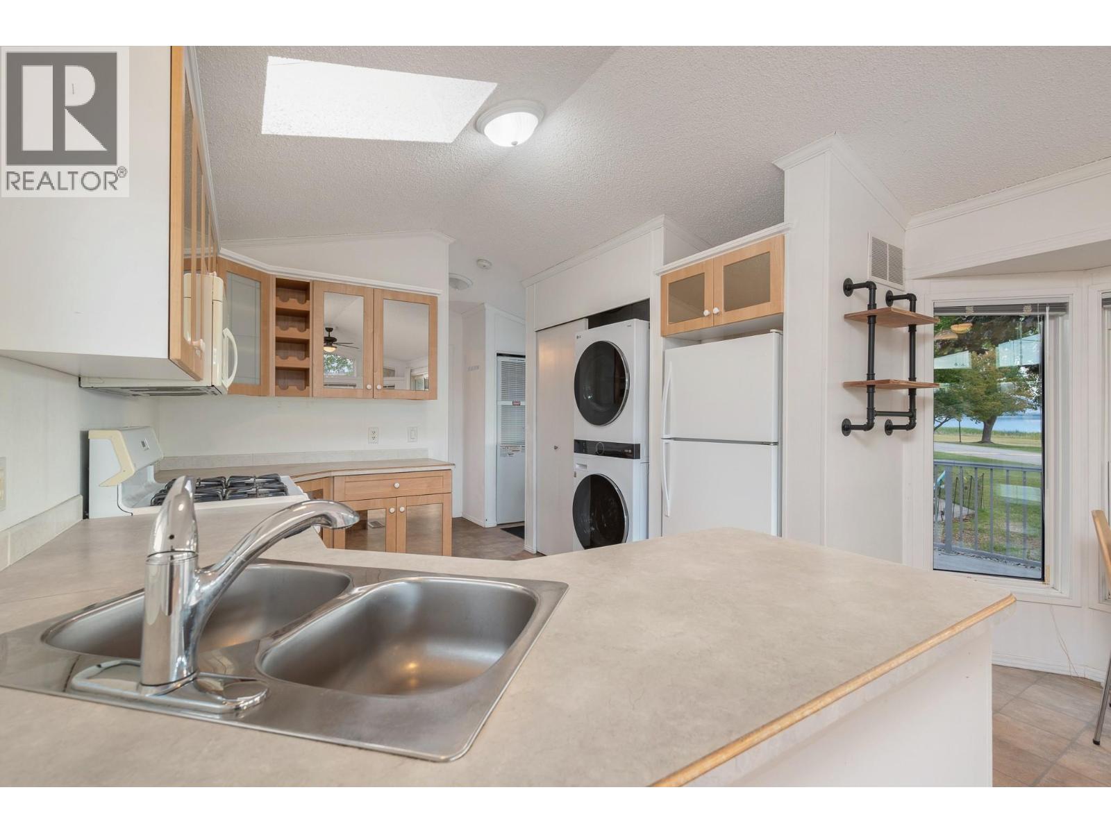 8000 Highland Road Unit# 98, Vernon, British Columbia  V1B 3W5 - Photo 12 - 10400563