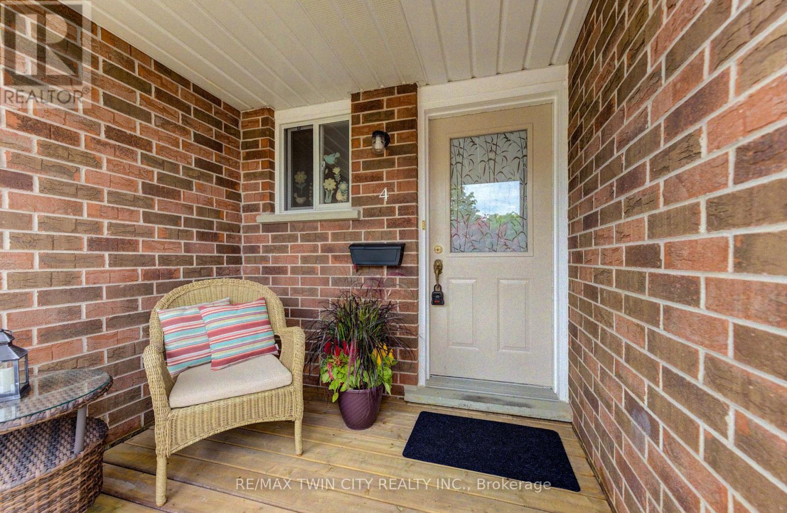 4 - 360 Cornridge Place, Waterloo, Ontario  N2T 2N9 - Photo 5 - X13792840