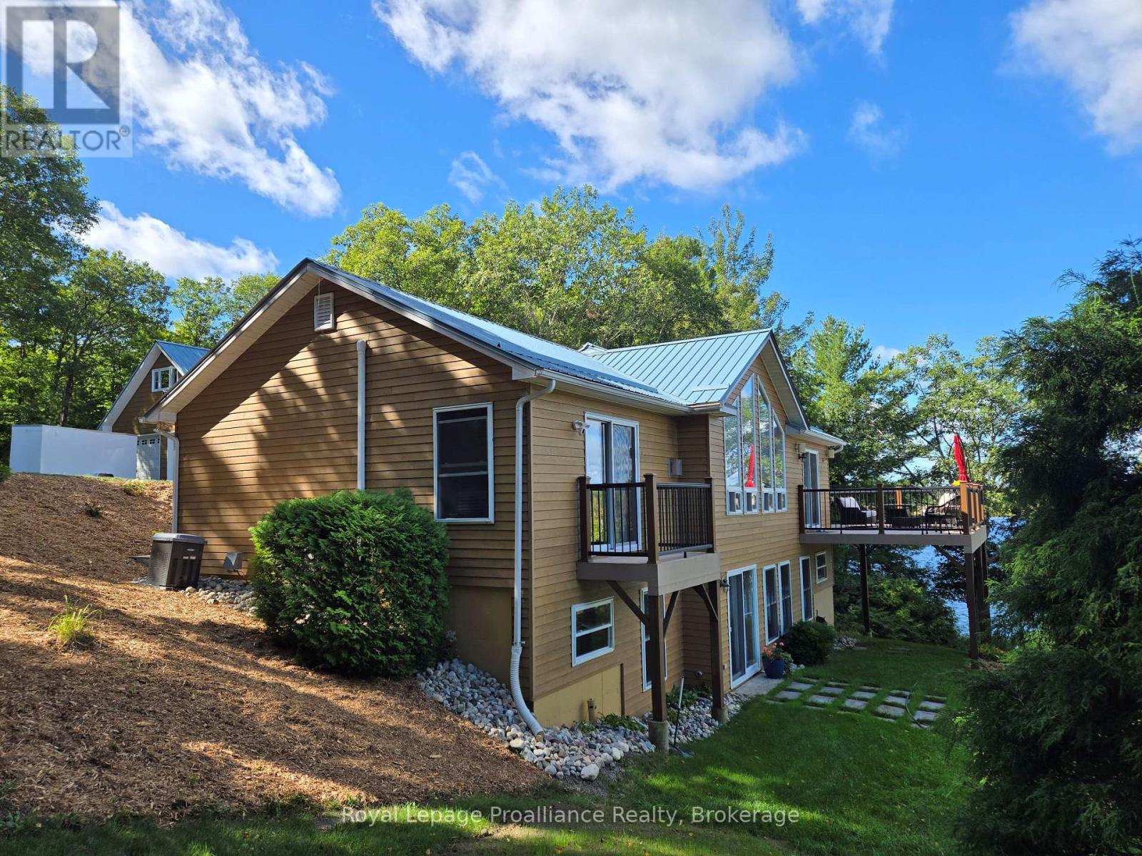 1214 Big Gull Lane, Frontenac, Ontario  K0H 1B0 - Photo 4 - X13794080