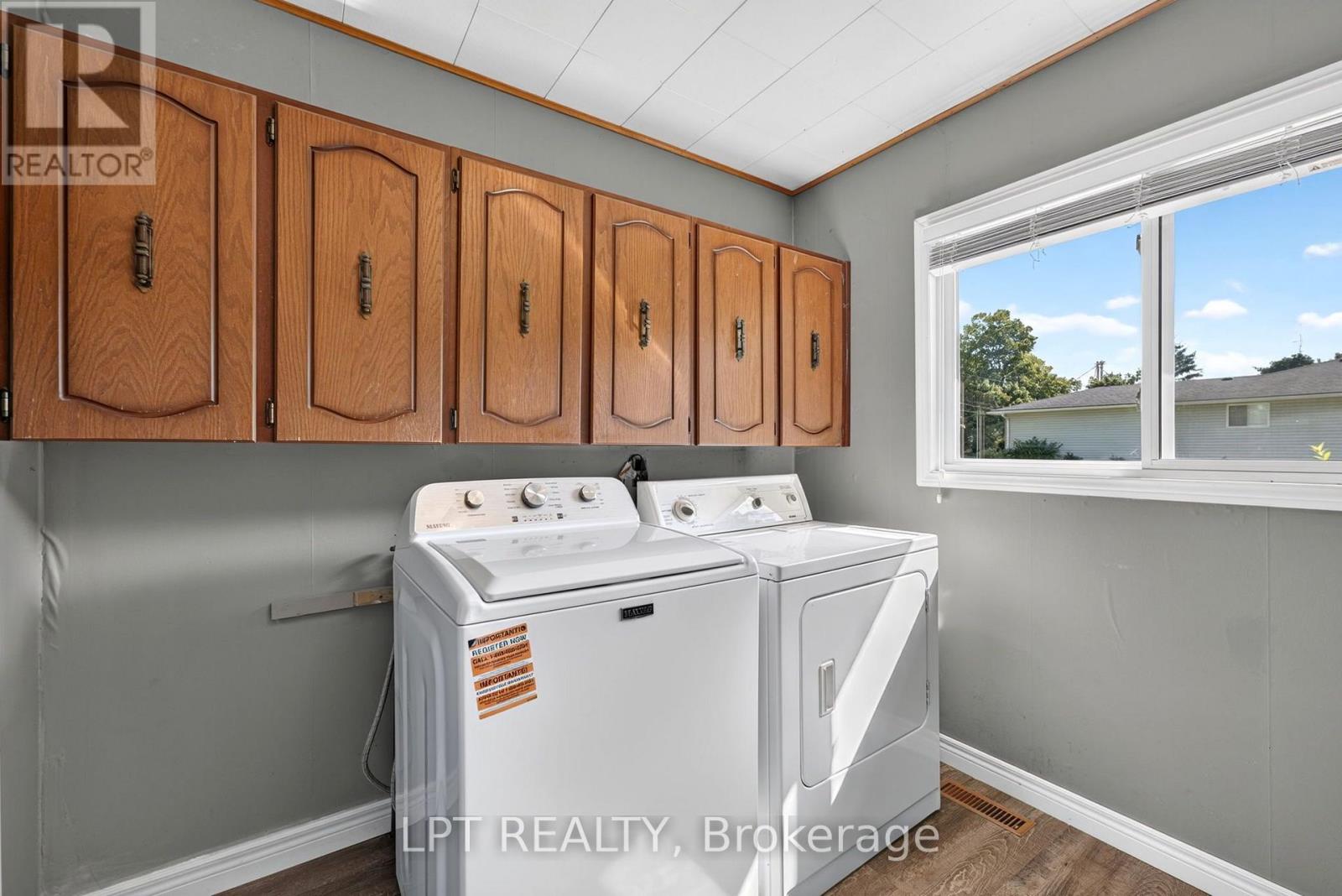 263 Richmond Street, North Middlesex, Ontario  N0M 2K0 - Photo 18 - X13794060