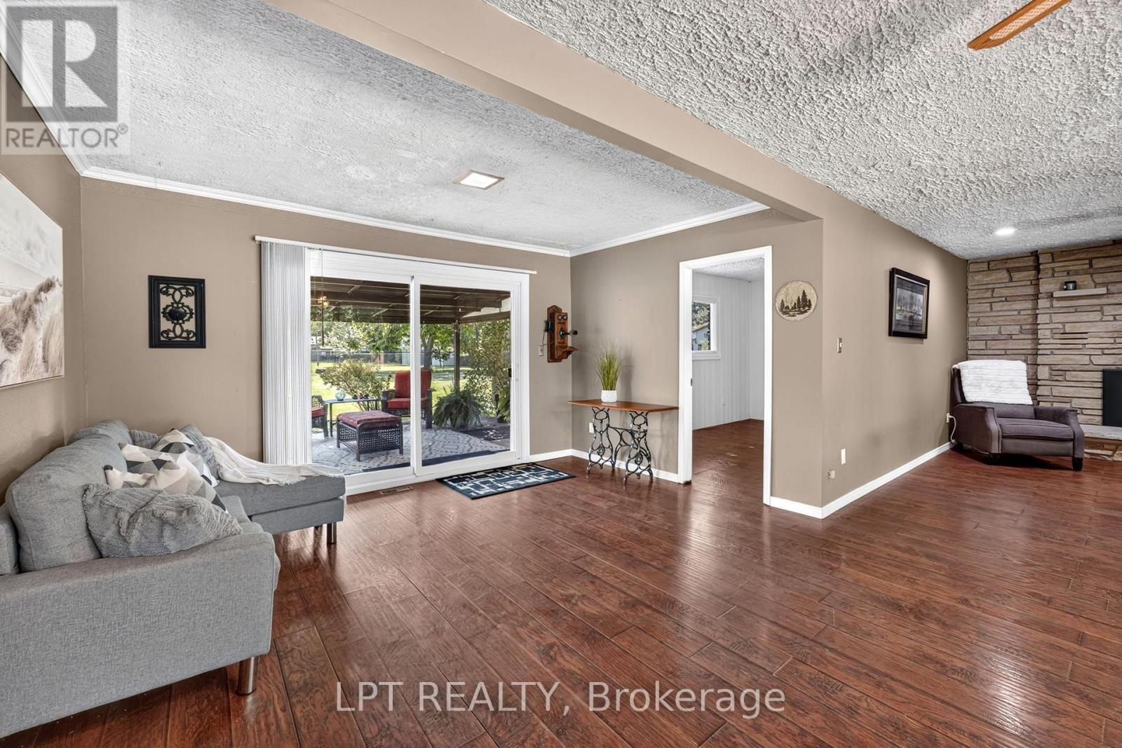263 Richmond Street, North Middlesex, Ontario  N0M 2K0 - Photo 21 - X13794060