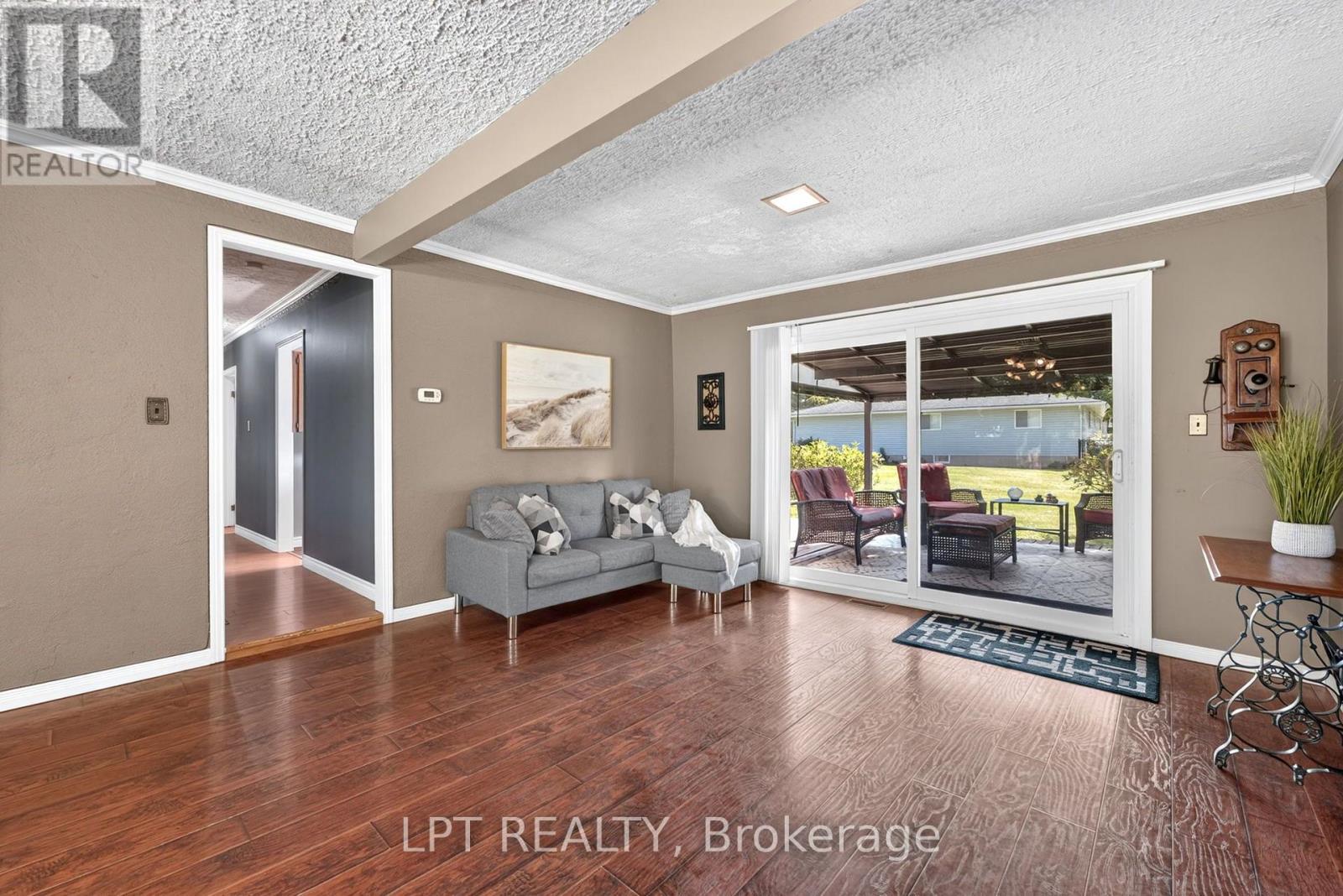263 Richmond Street, North Middlesex, Ontario  N0M 2K0 - Photo 23 - X13794060