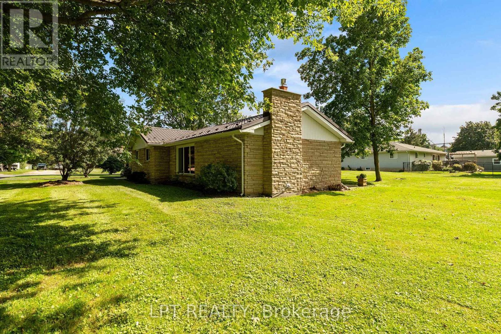 263 Richmond Street, North Middlesex, Ontario  N0M 2K0 - Photo 33 - X13794060