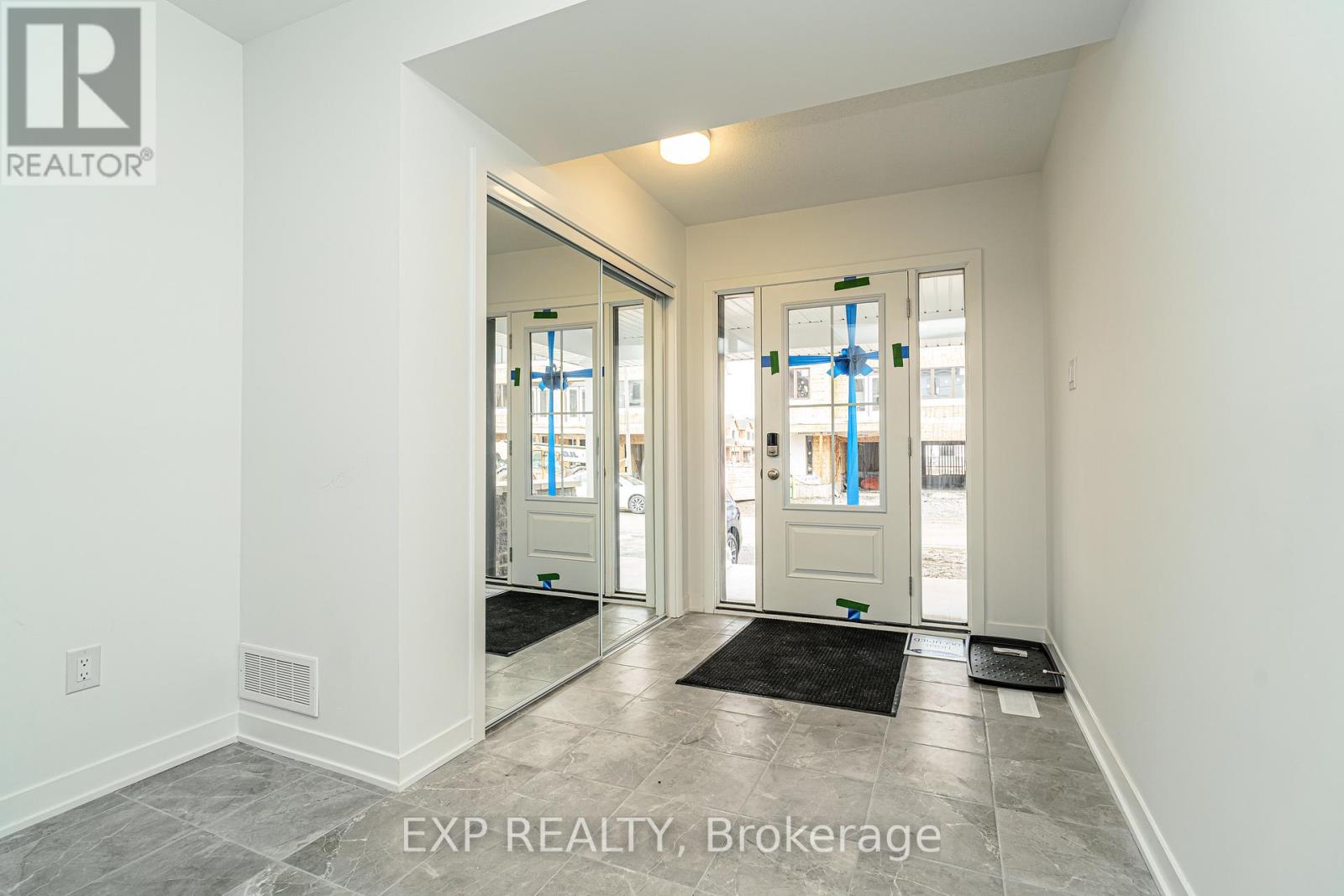 51 Stitch Mews, Ottawa, Ontario  K0A 2Z0 - Photo 2 - X13794142