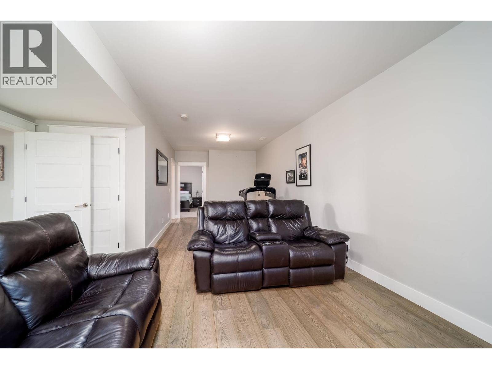 2588 Paramount Drive, West Kelowna, British Columbia  V4T 3M6 - Photo 26 - 10401014
